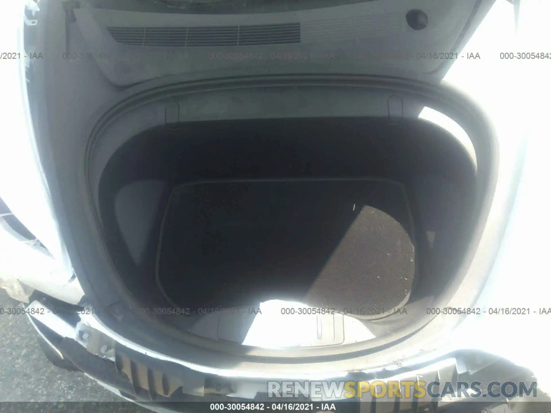 10 Photograph of a damaged car 5YJ3E1EB8KF421824 TESLA MODEL 3 2019