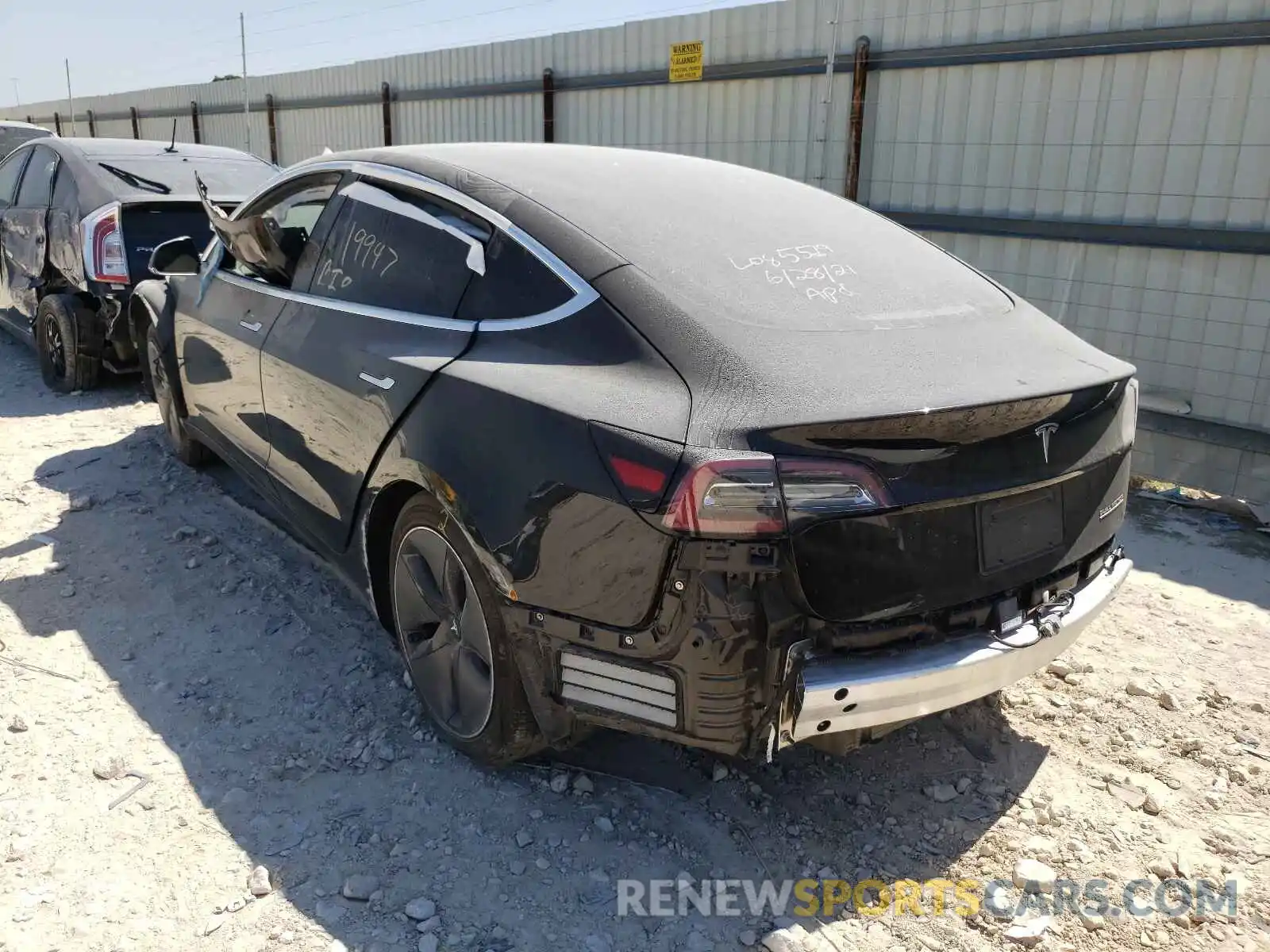 3 Photograph of a damaged car 5YJ3E1EB8KF432189 TESLA MODEL 3 2019