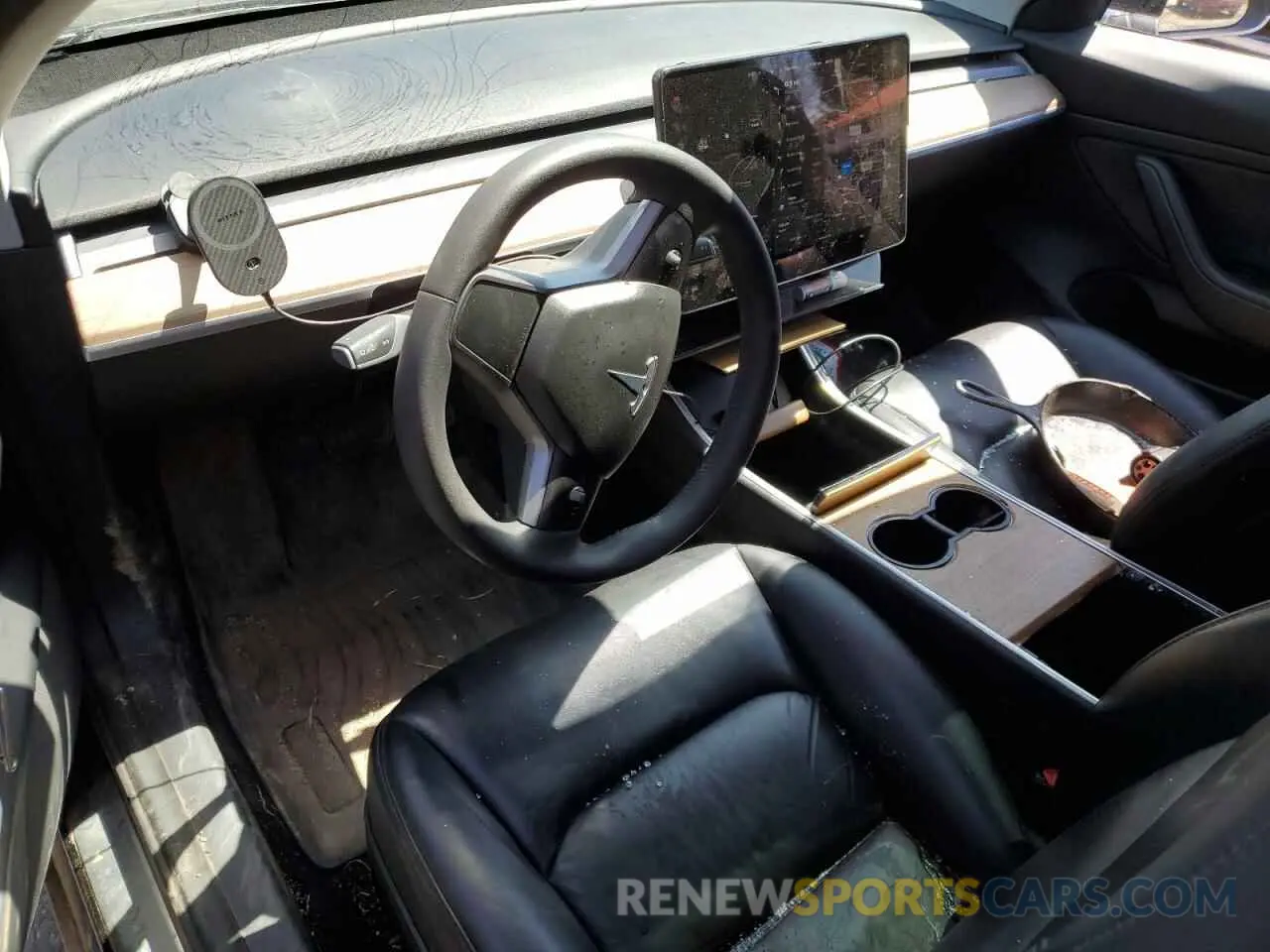 8 Photograph of a damaged car 5YJ3E1EB8KF451535 TESLA MODEL 3 2019