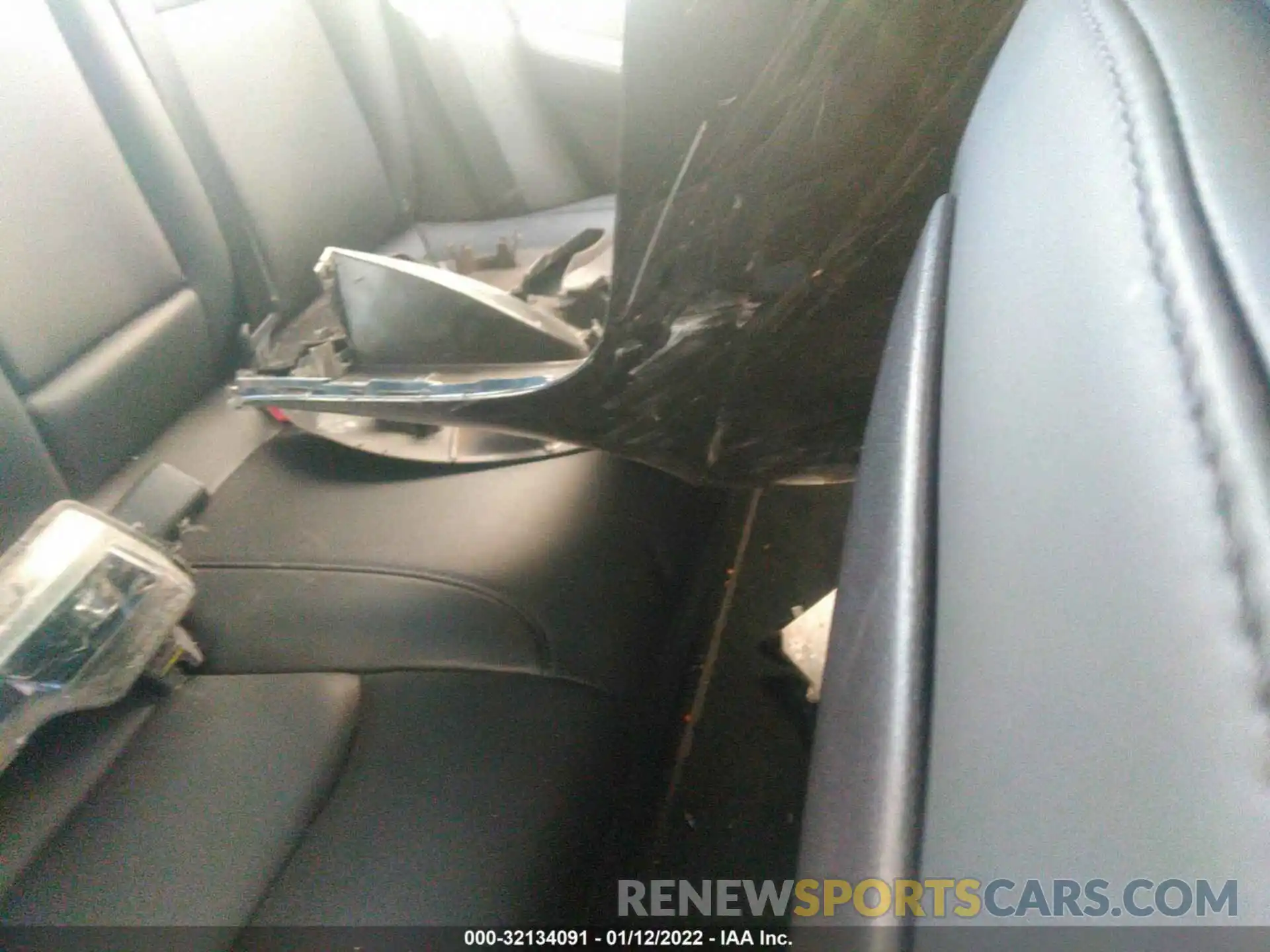 8 Photograph of a damaged car 5YJ3E1EB8KF451602 TESLA MODEL 3 2019