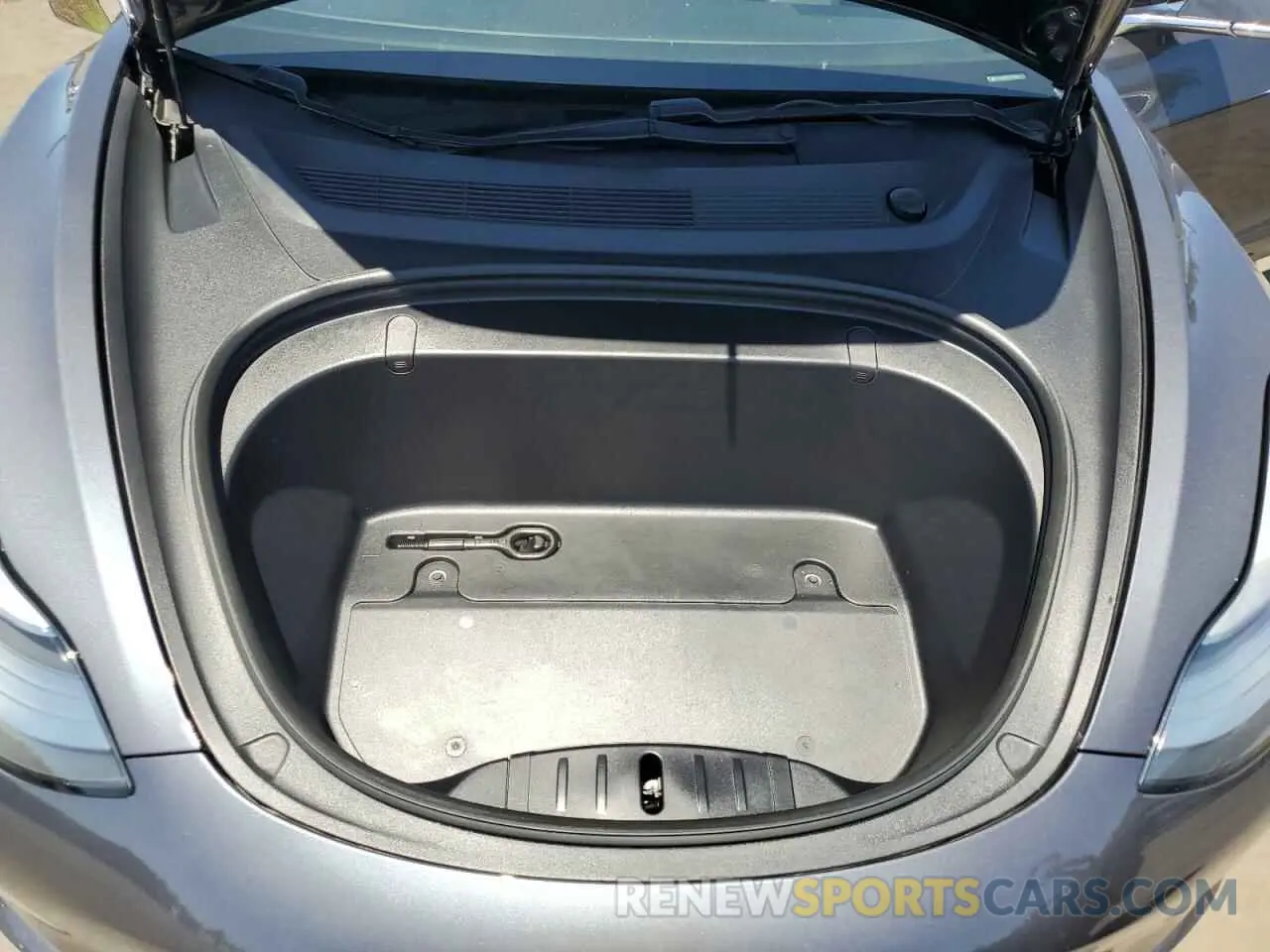 11 Photograph of a damaged car 5YJ3E1EB8KF453544 TESLA MODEL 3 2019