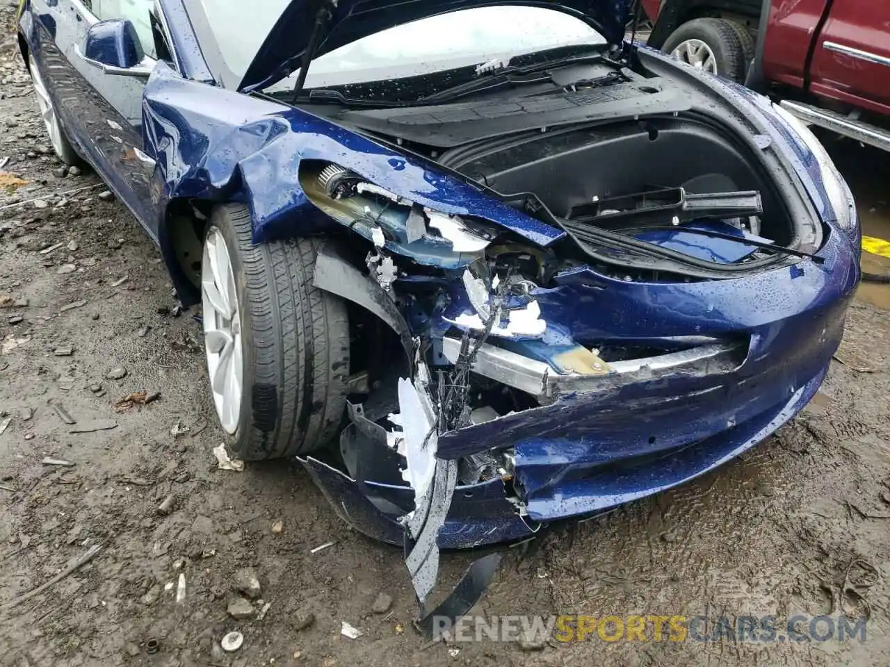 9 Photograph of a damaged car 5YJ3E1EB8KF453950 TESLA MODEL 3 2019