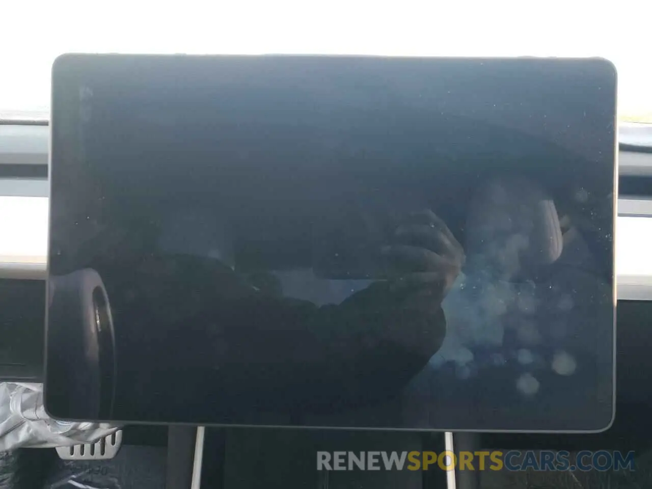 9 Photograph of a damaged car 5YJ3E1EB8KF477004 TESLA MODEL 3 2019