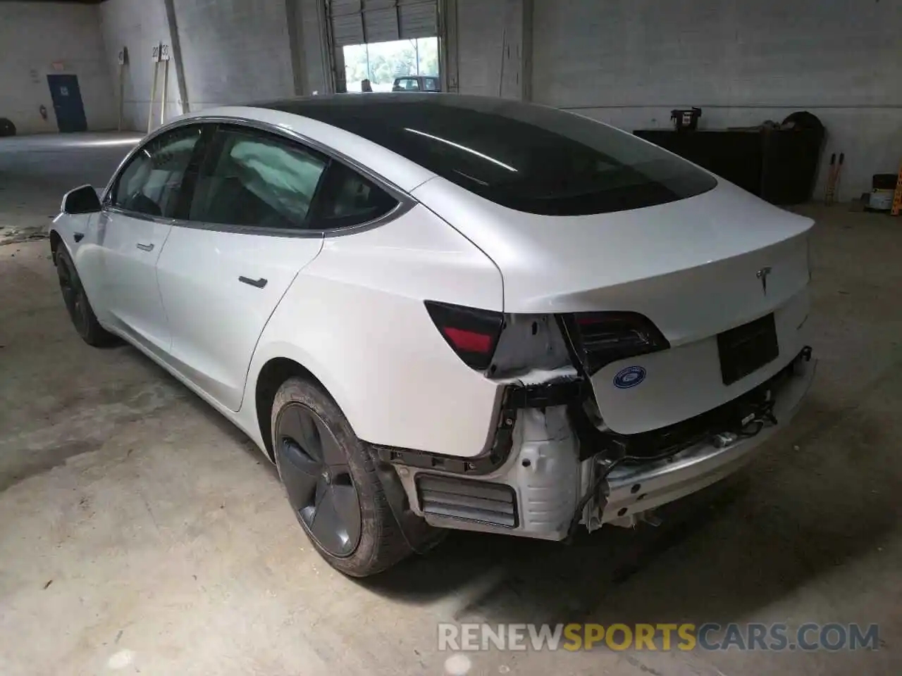 3 Photograph of a damaged car 5YJ3E1EB8KF493557 TESLA MODEL 3 2019