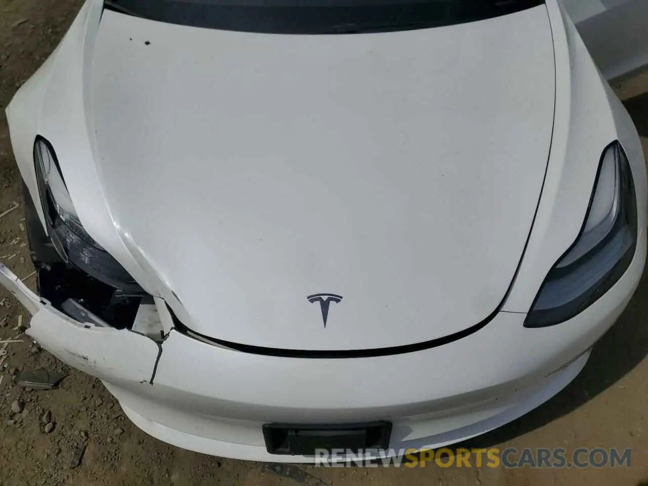 11 Photograph of a damaged car 5YJ3E1EB8KF493929 TESLA MODEL 3 2019