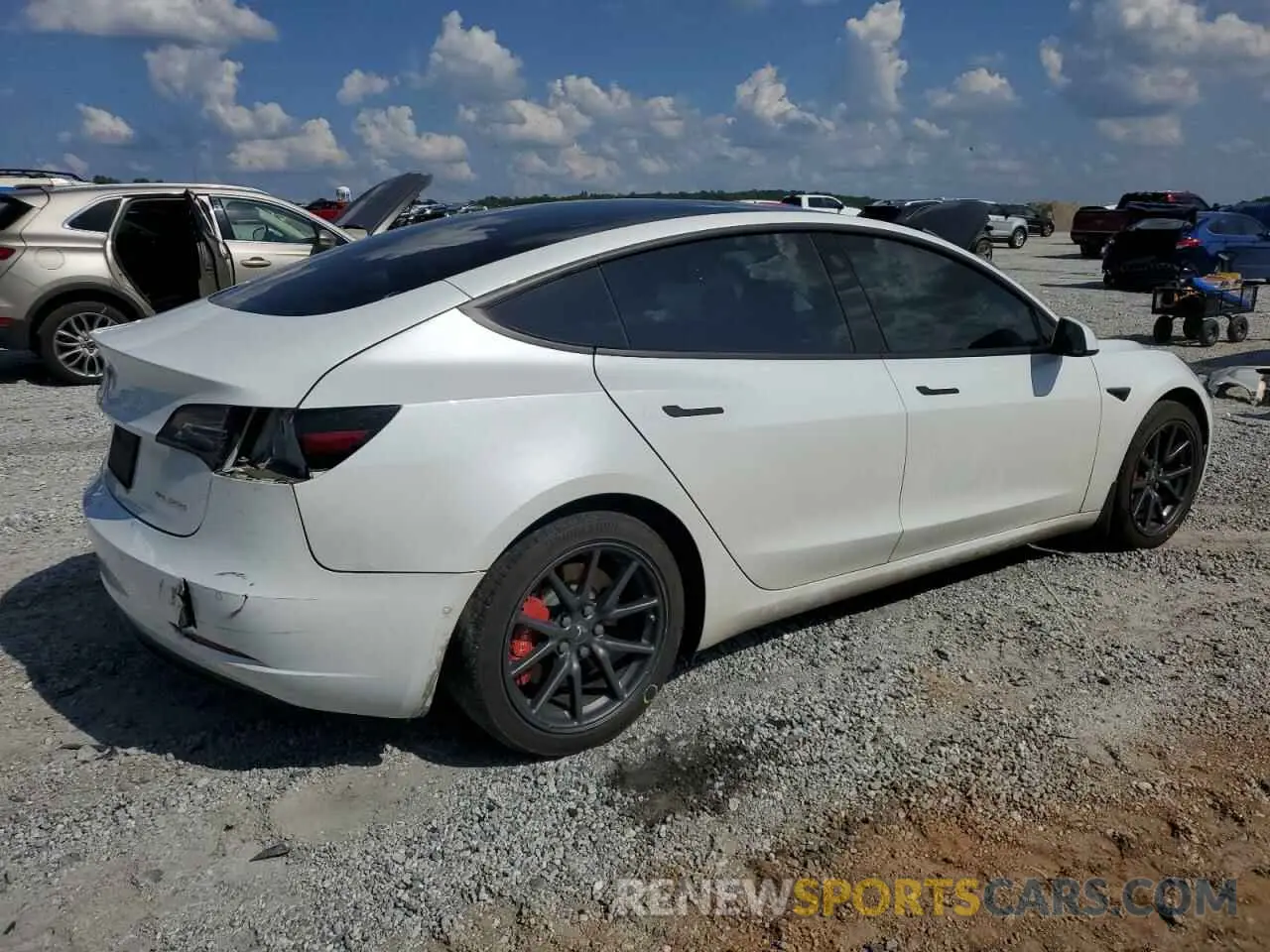 3 Photograph of a damaged car 5YJ3E1EB8KF493980 TESLA MODEL 3 2019