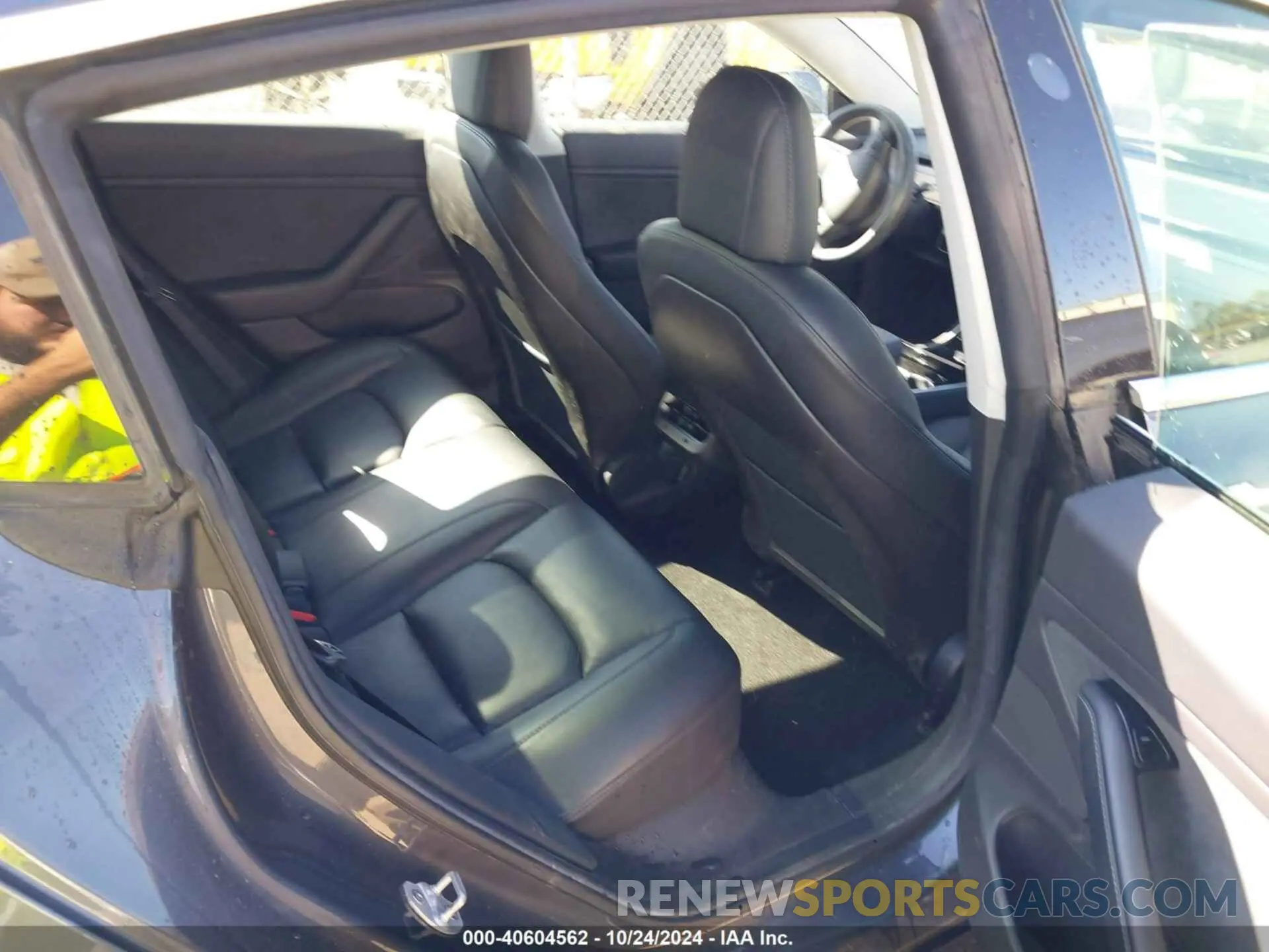 8 Photograph of a damaged car 5YJ3E1EB8KF510339 TESLA MODEL 3 2019