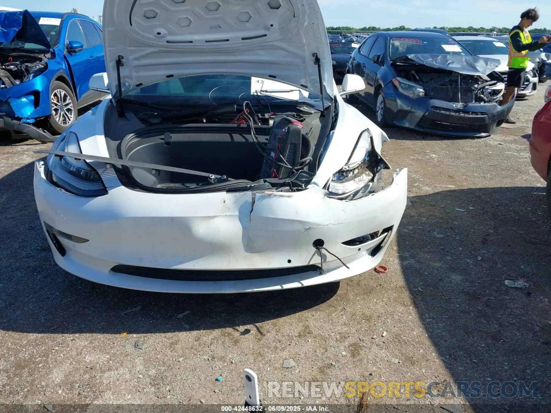11 Photograph of a damaged car 5YJ3E1EB8KF510681 TESLA MODEL 3 2019