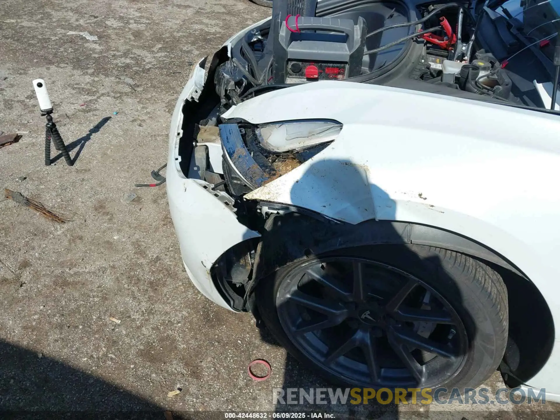 6 Photograph of a damaged car 5YJ3E1EB8KF510681 TESLA MODEL 3 2019