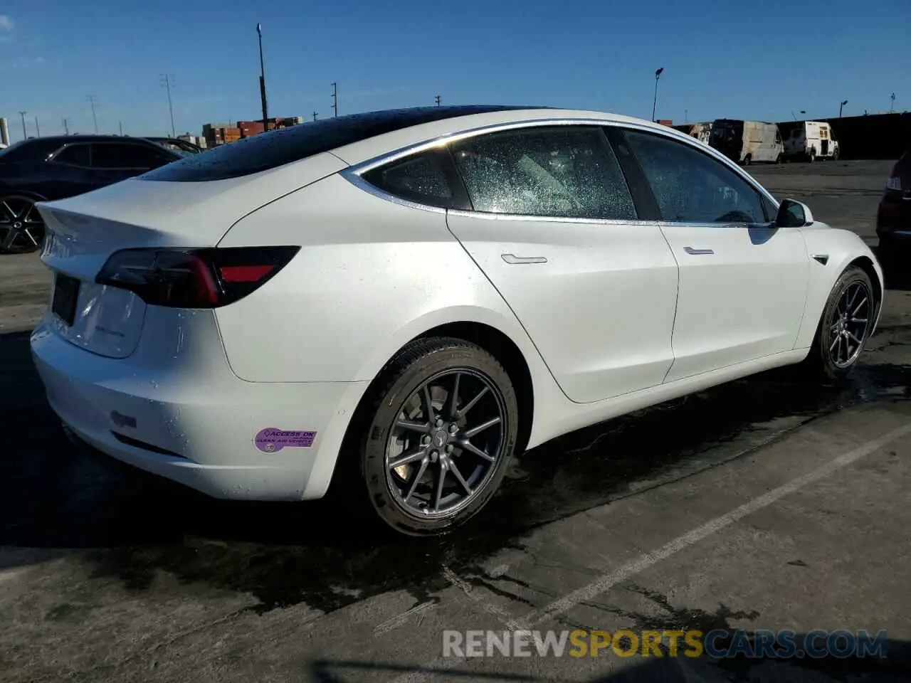 3 Photograph of a damaged car 5YJ3E1EB8KF511135 TESLA MODEL 3 2019