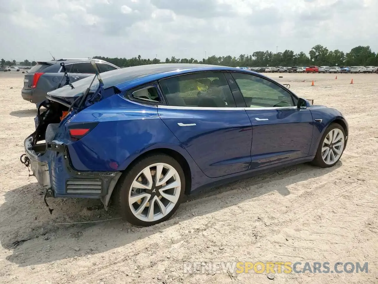 3 Photograph of a damaged car 5YJ3E1EB9KF195485 TESLA MODEL 3 2019