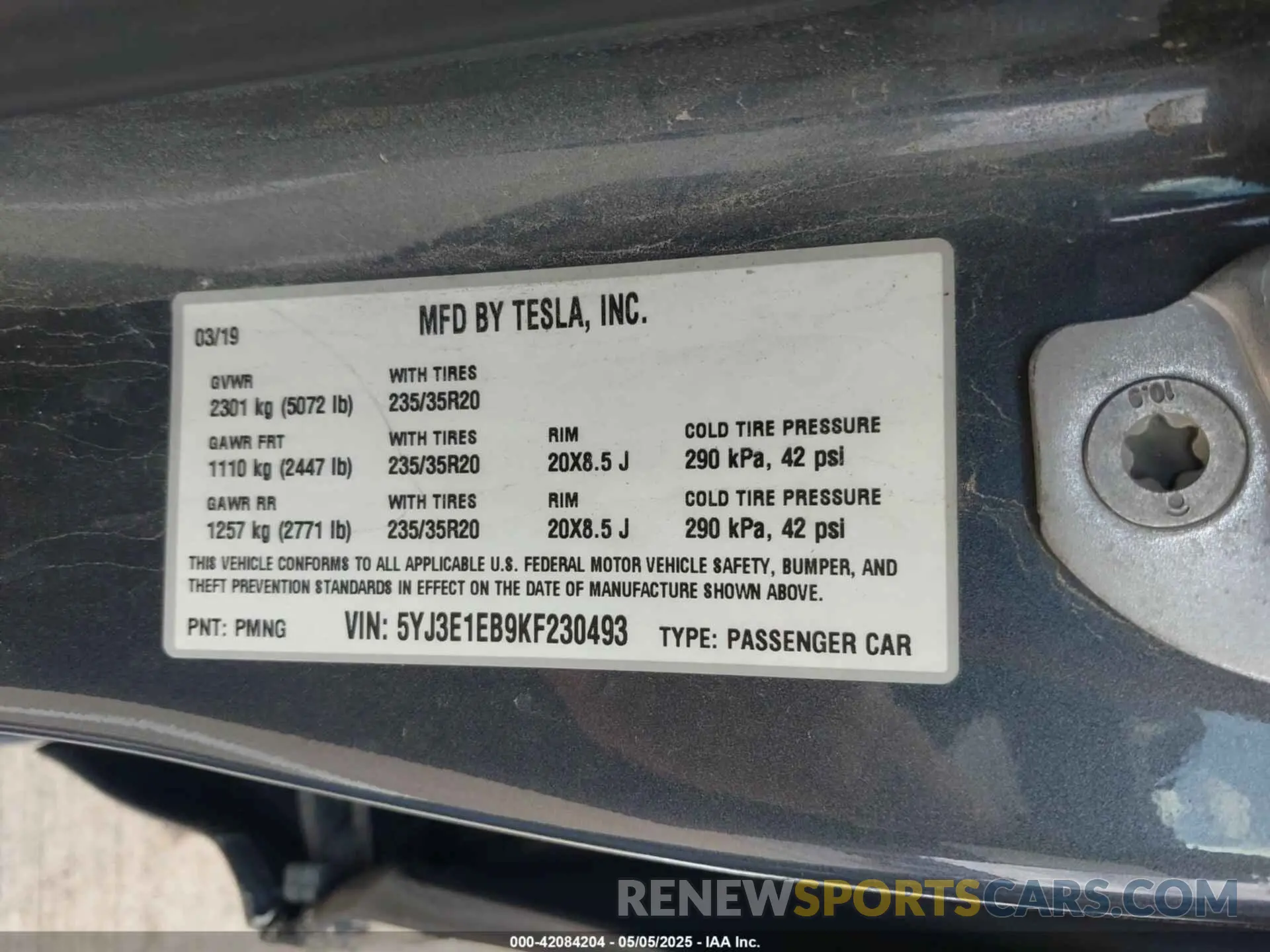 9 Photograph of a damaged car 5YJ3E1EB9KF230493 TESLA MODEL 3 2019