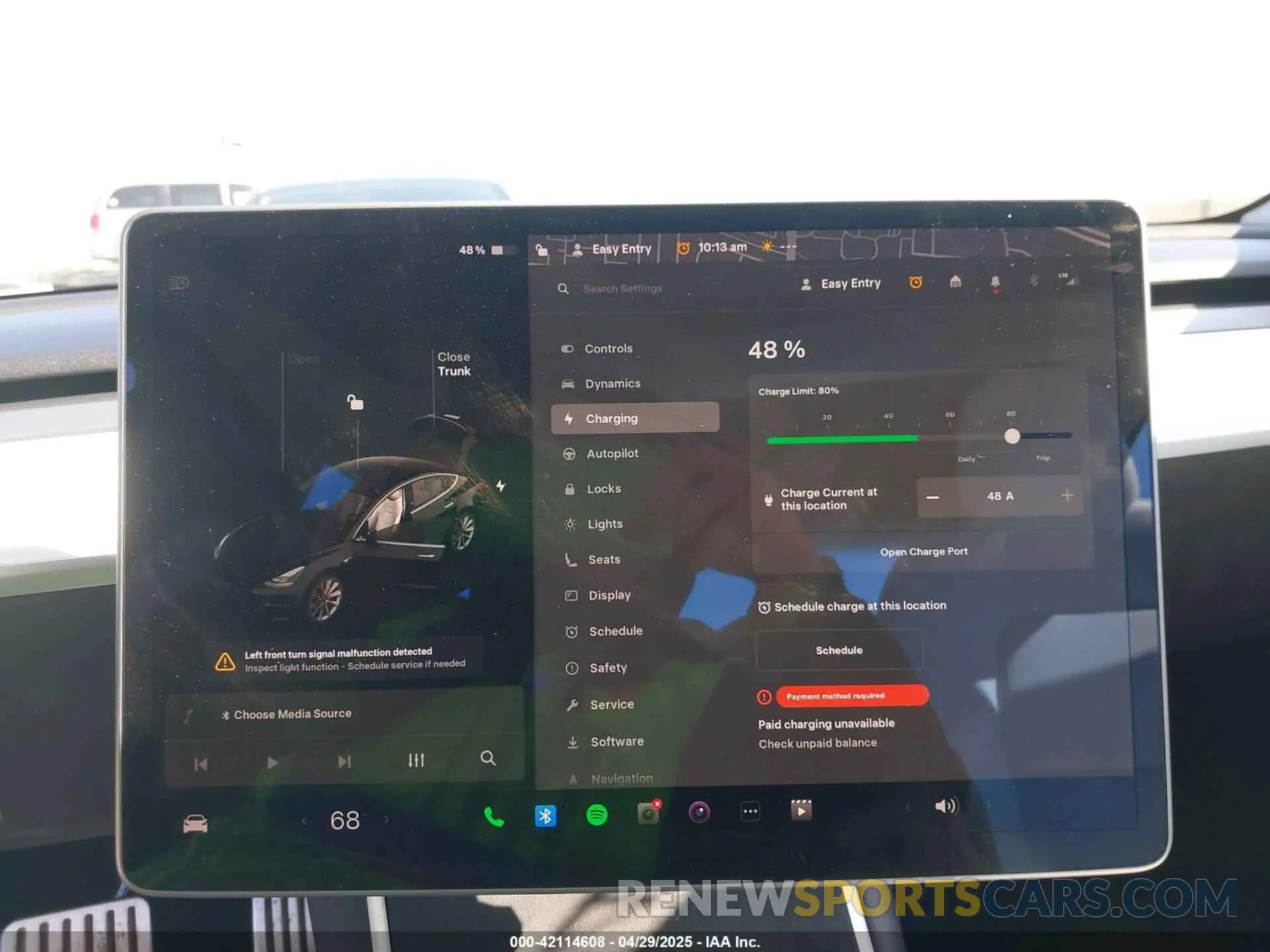 18 Photograph of a damaged car 5YJ3E1EB9KF231742 TESLA MODEL 3 2019