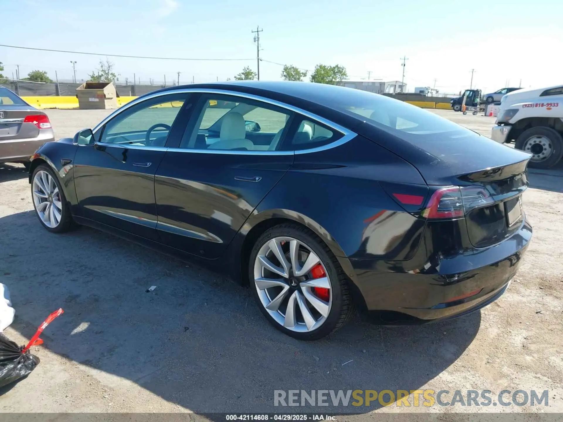3 Photograph of a damaged car 5YJ3E1EB9KF231742 TESLA MODEL 3 2019