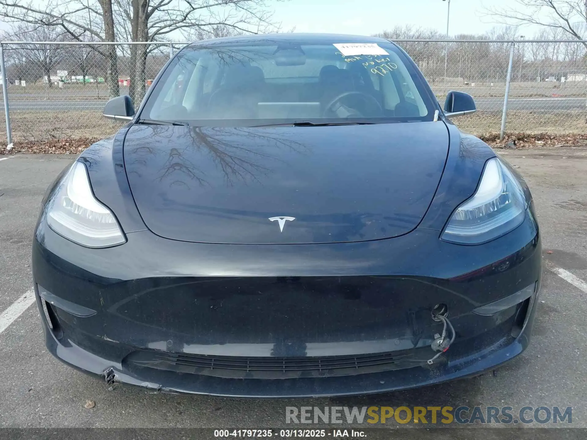 11 Photograph of a damaged car 5YJ3E1EB9KF359270 TESLA MODEL 3 2019