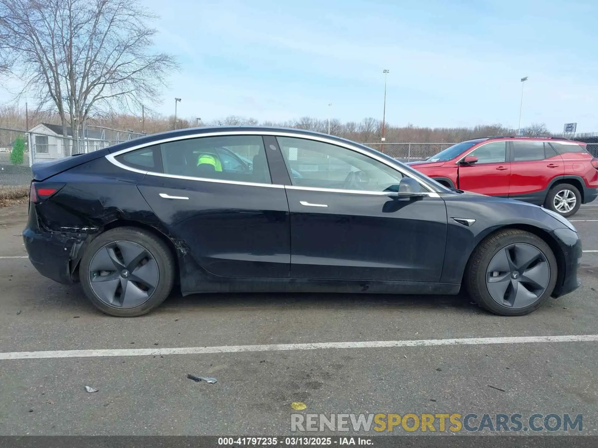 12 Photograph of a damaged car 5YJ3E1EB9KF359270 TESLA MODEL 3 2019