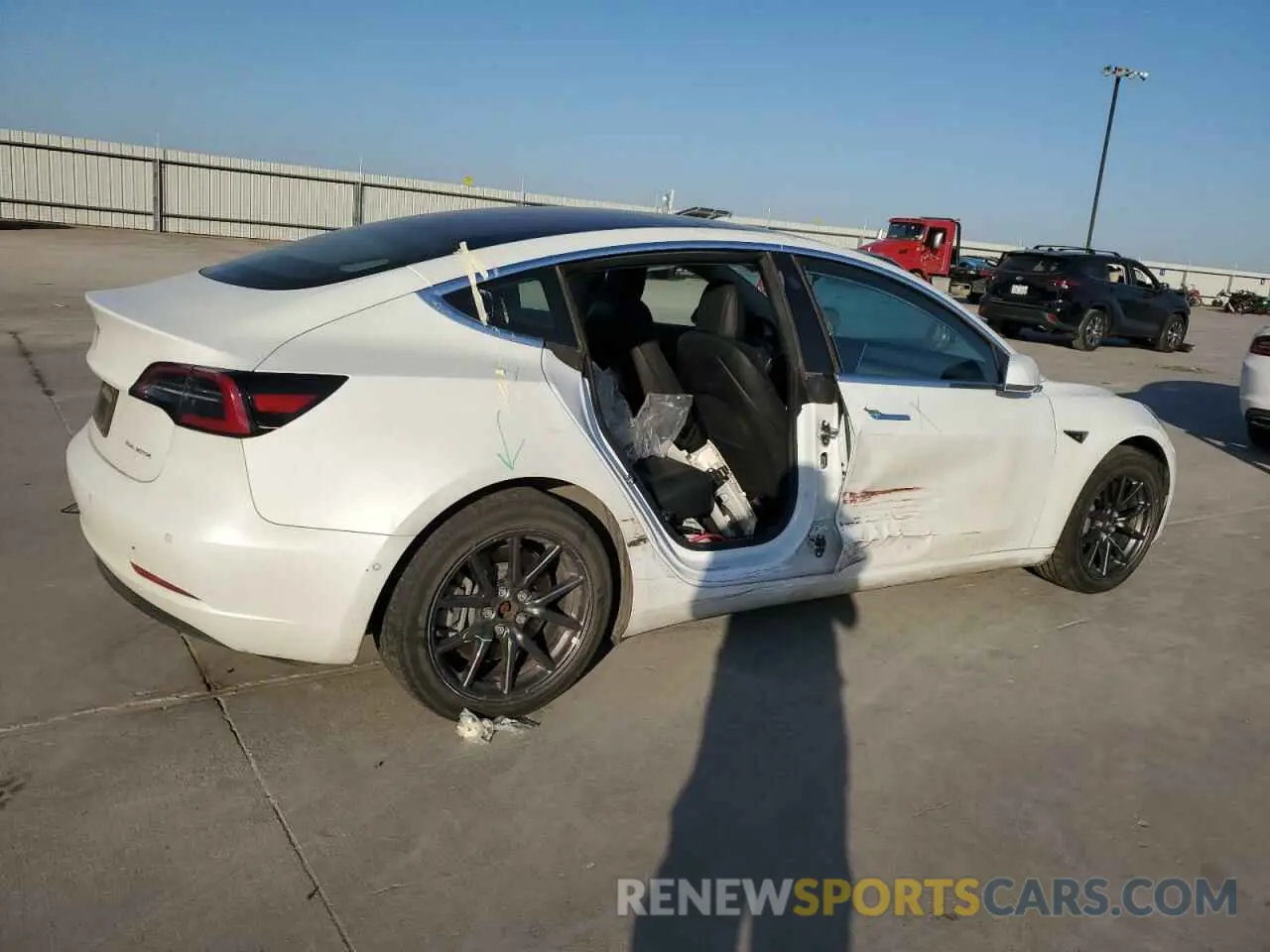 3 Photograph of a damaged car 5YJ3E1EB9KF388235 TESLA MODEL 3 2019