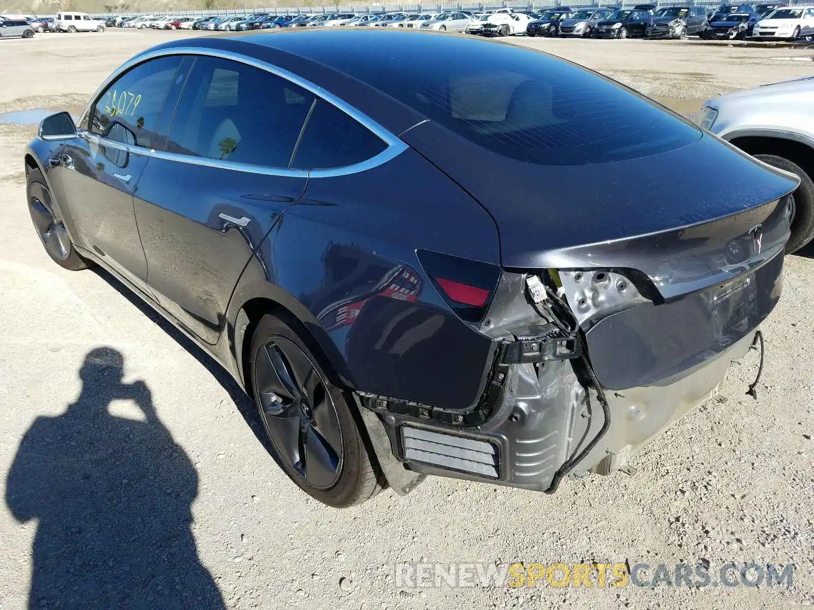 3 Photograph of a damaged car 5YJ3E1EB9KF391166 TESLA MODEL 3 2019