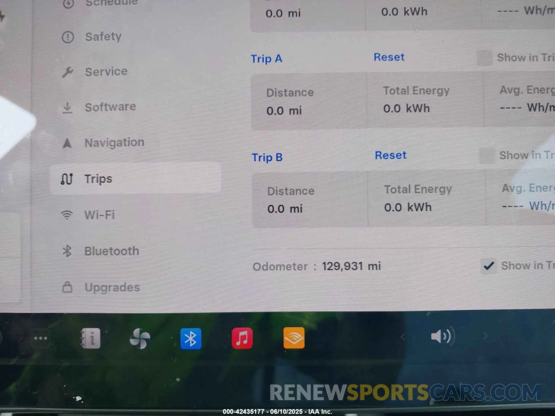 7 Photograph of a damaged car 5YJ3E1EB9KF391698 TESLA MODEL 3 2019