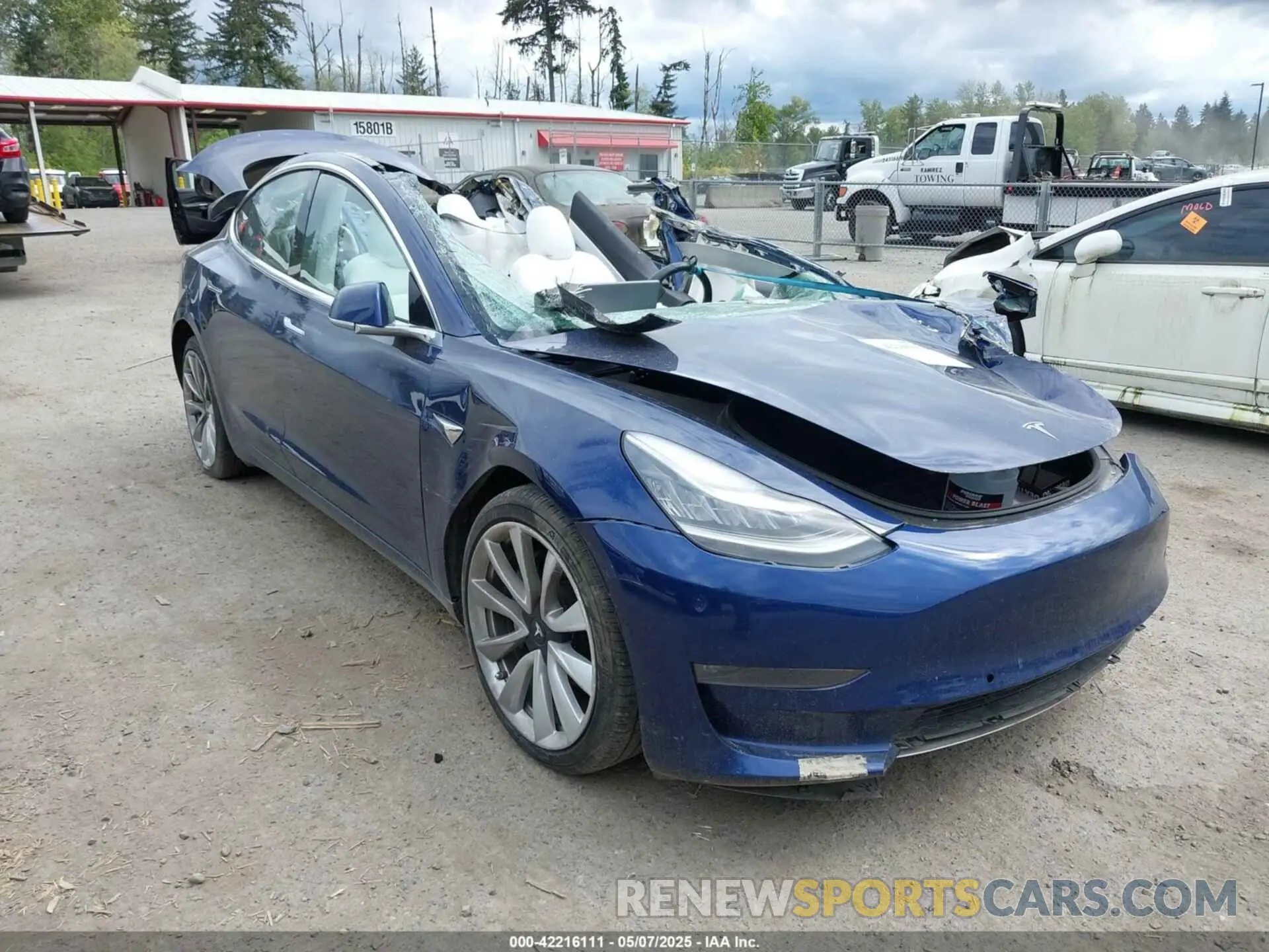 1 Photograph of a damaged car 5YJ3E1EB9KF392091 TESLA MODEL 3 2019