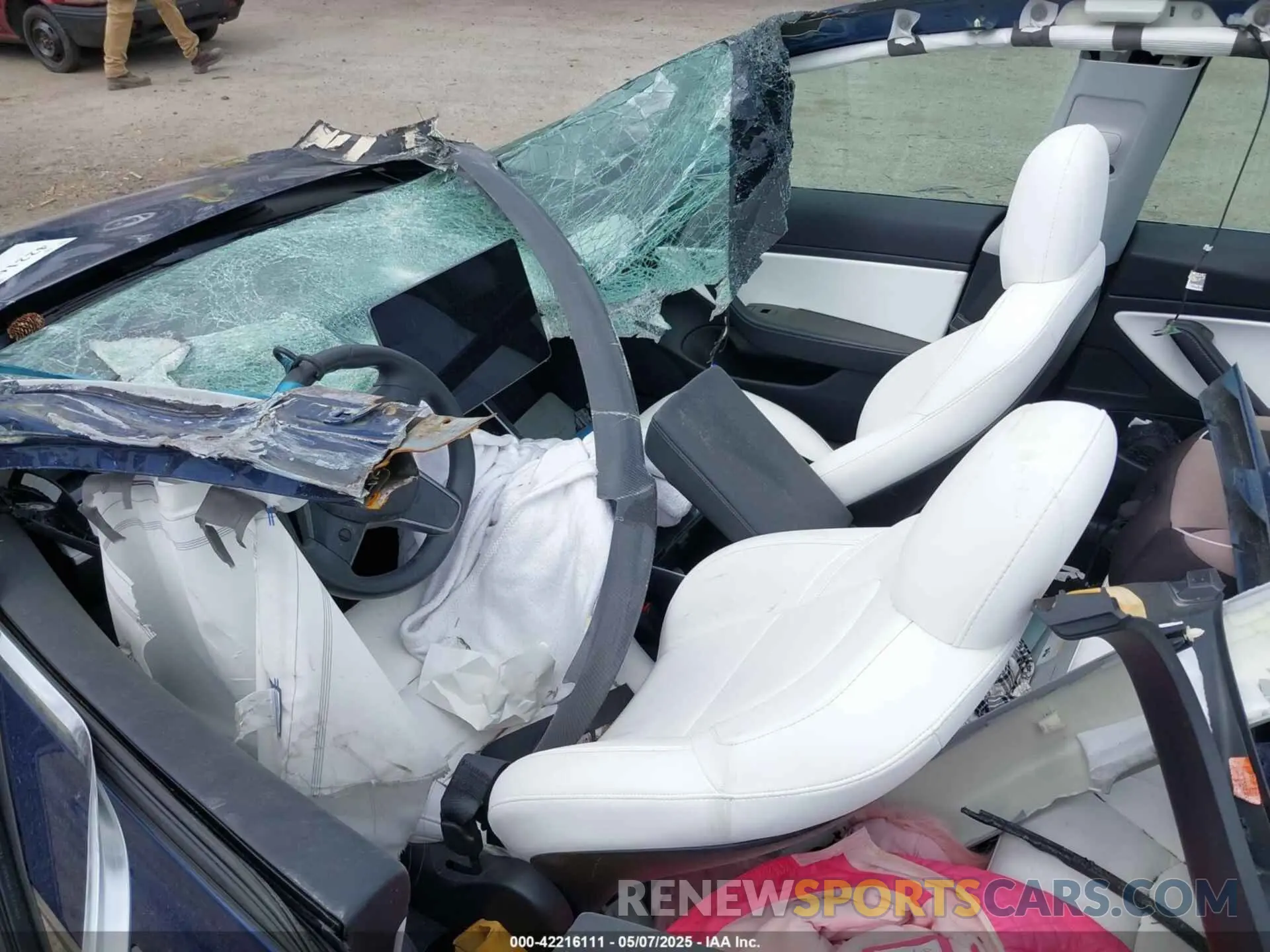 5 Photograph of a damaged car 5YJ3E1EB9KF392091 TESLA MODEL 3 2019