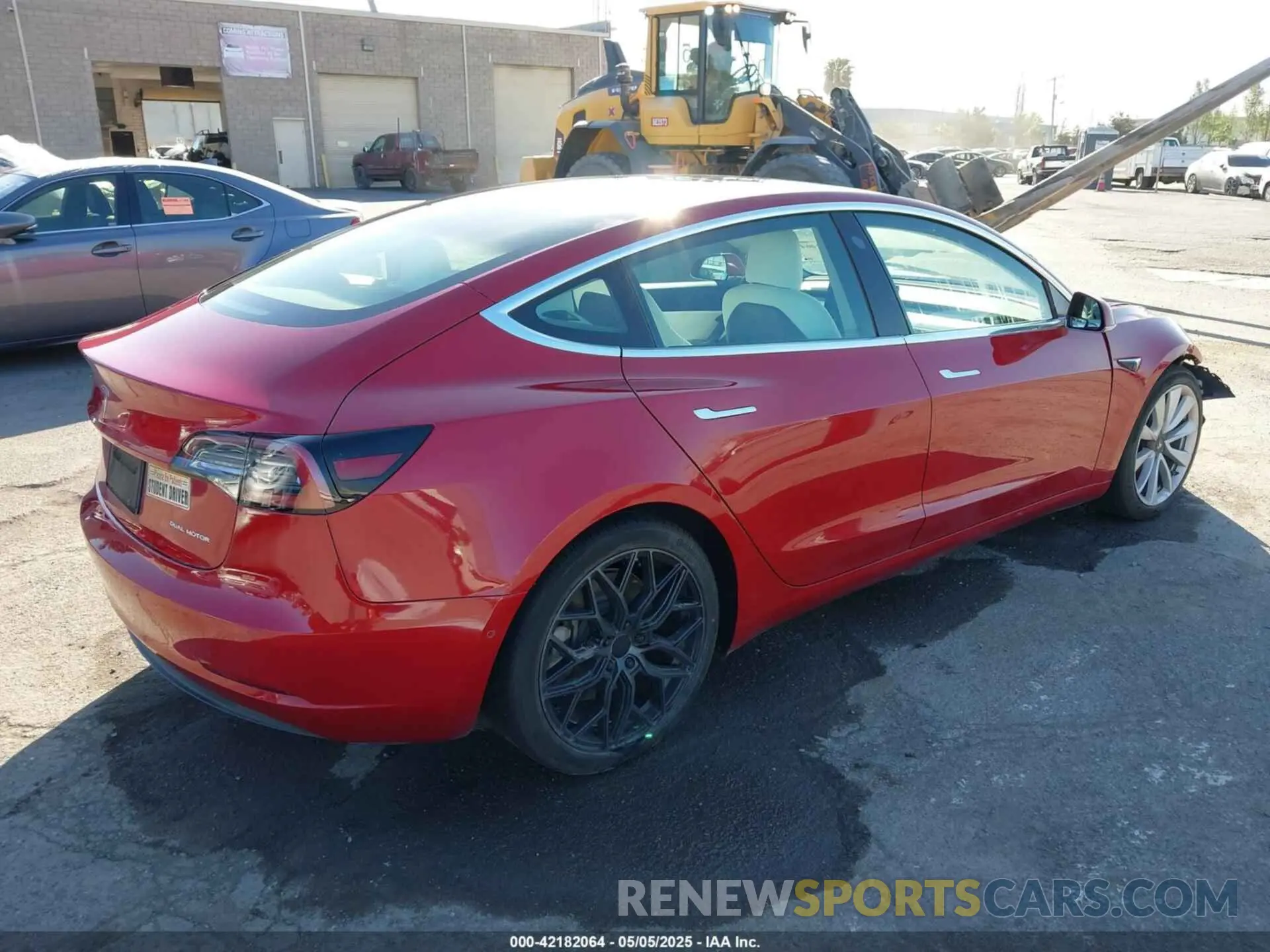 4 Photograph of a damaged car 5YJ3E1EB9KF421797 TESLA MODEL 3 2019