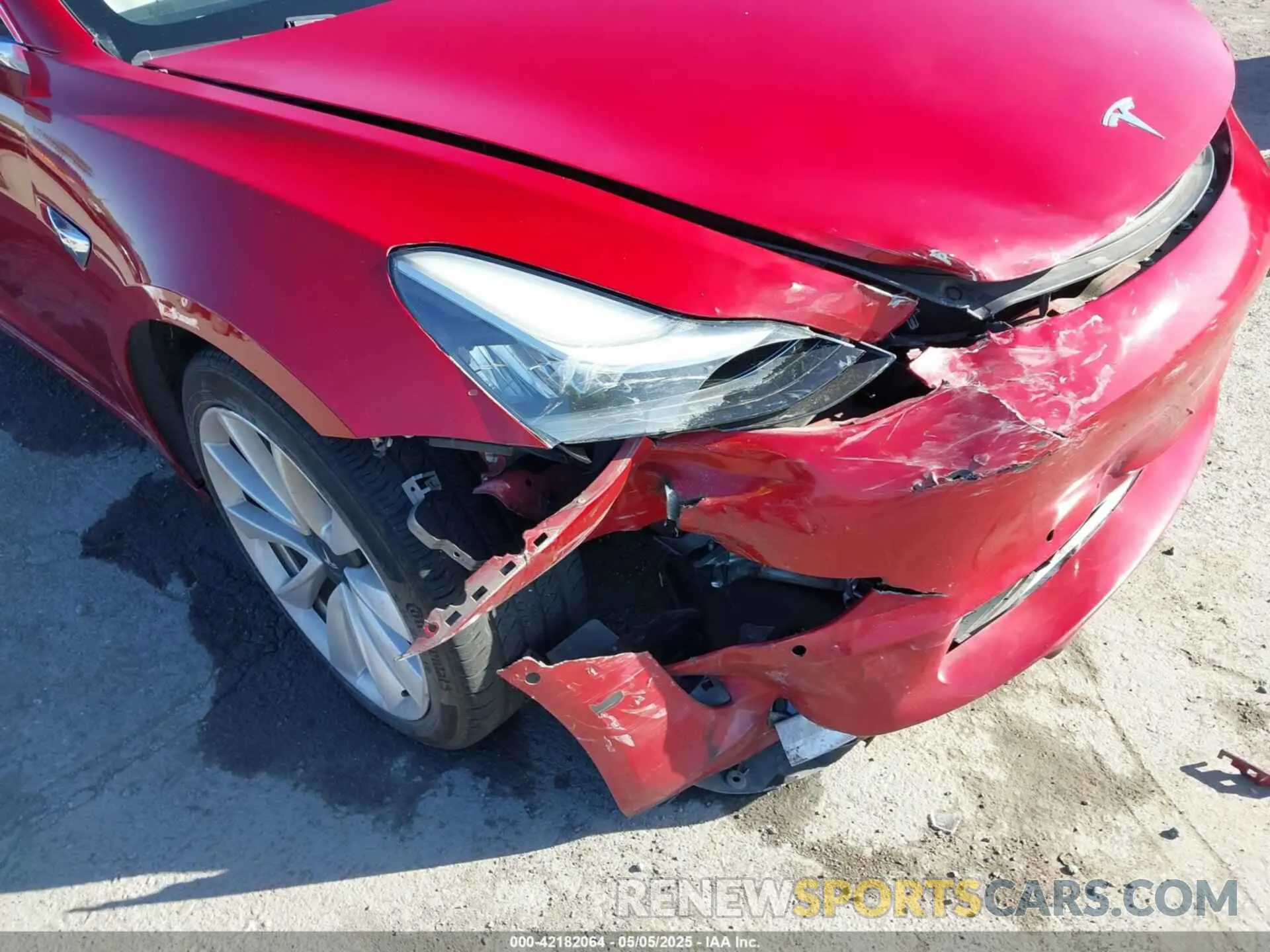 6 Photograph of a damaged car 5YJ3E1EB9KF421797 TESLA MODEL 3 2019