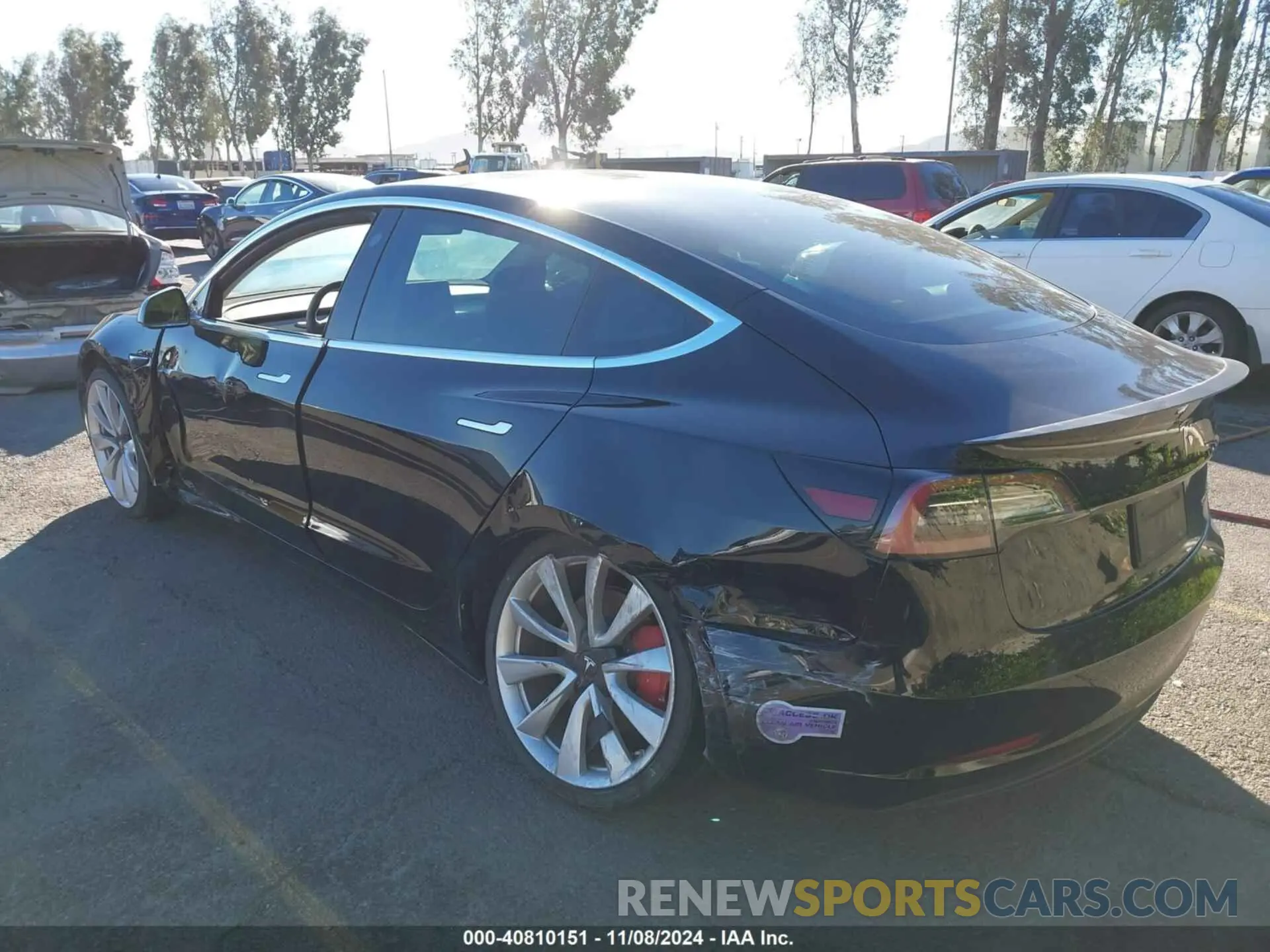 3 Photograph of a damaged car 5YJ3E1EB9KF425655 TESLA MODEL 3 2019