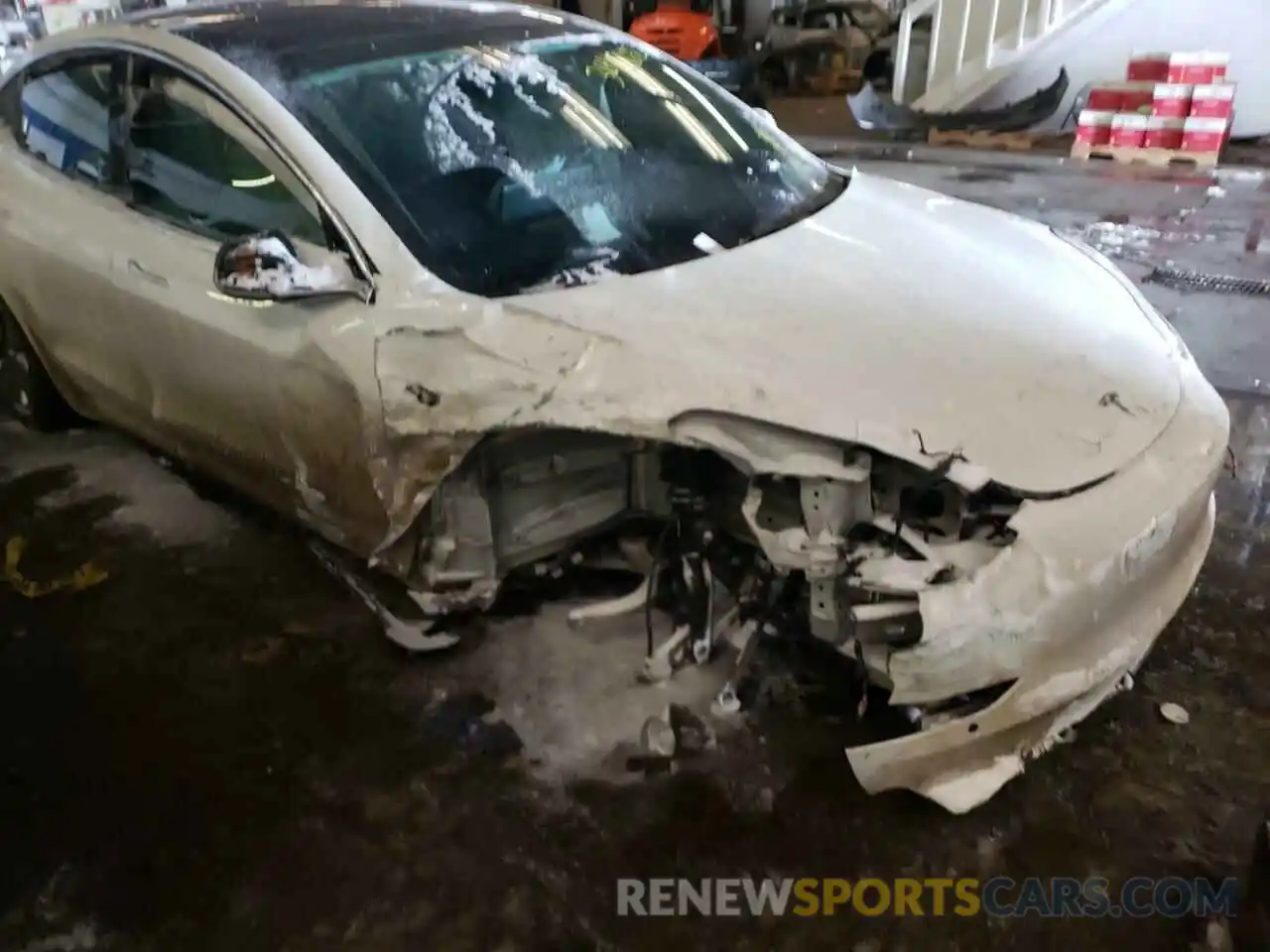 9 Photograph of a damaged car 5YJ3E1EB9KF437403 TESLA MODEL 3 2019