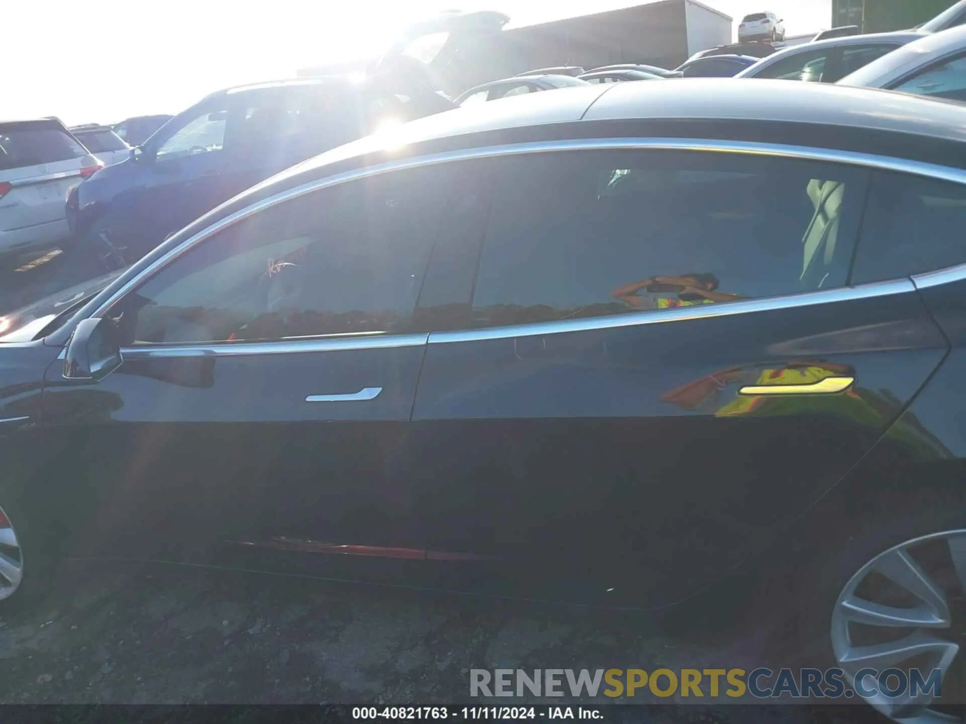 14 Photograph of a damaged car 5YJ3E1EB9KF438406 TESLA MODEL 3 2019