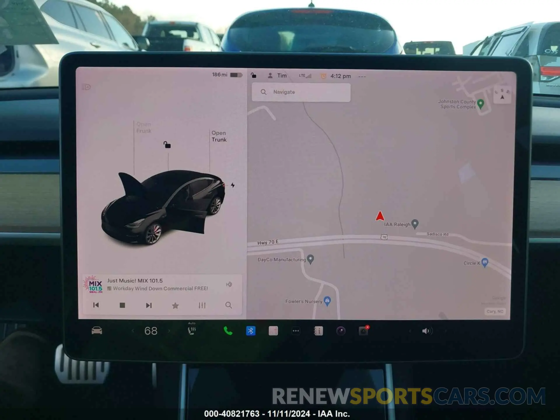 18 Photograph of a damaged car 5YJ3E1EB9KF438406 TESLA MODEL 3 2019
