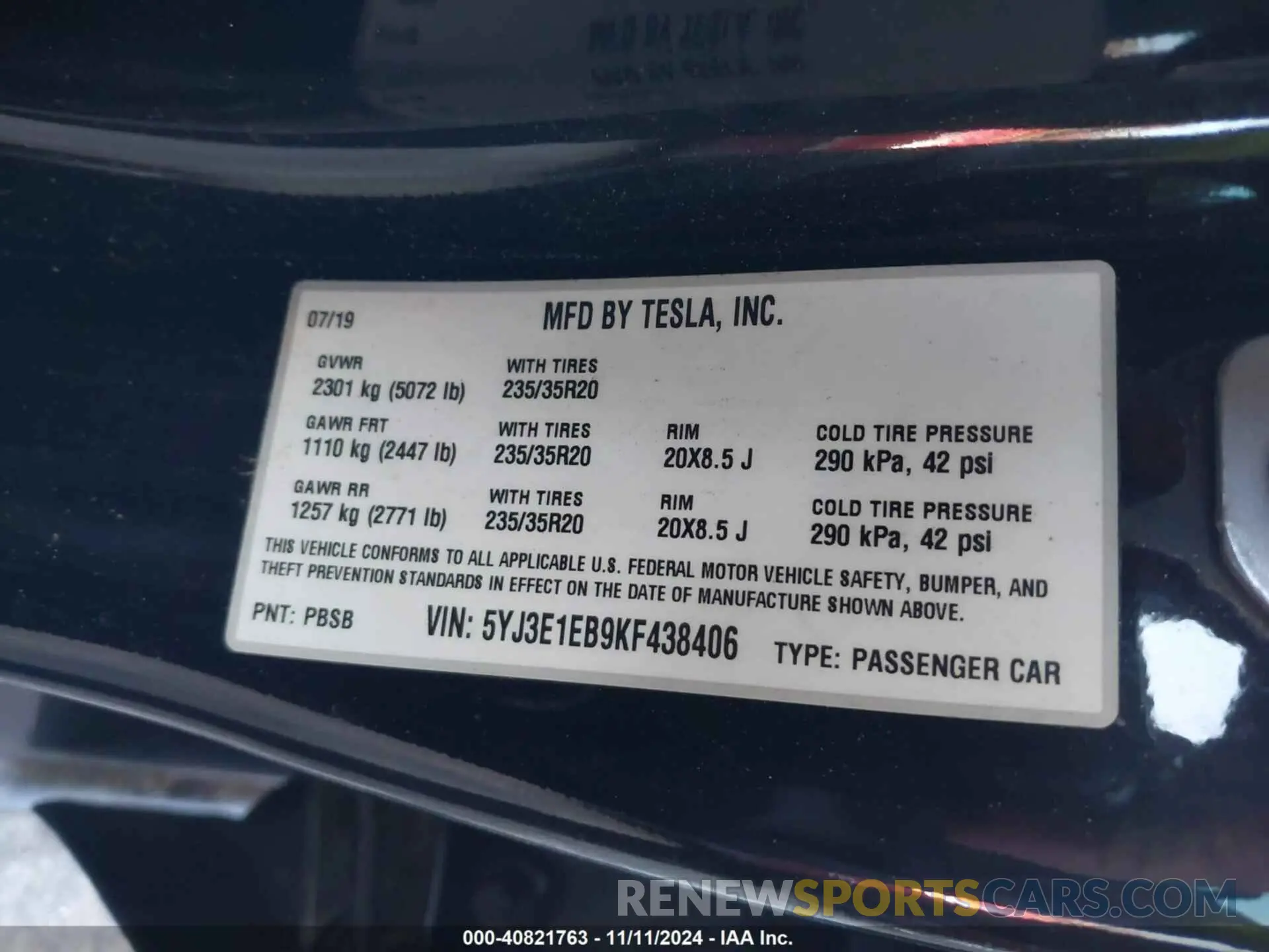9 Photograph of a damaged car 5YJ3E1EB9KF438406 TESLA MODEL 3 2019