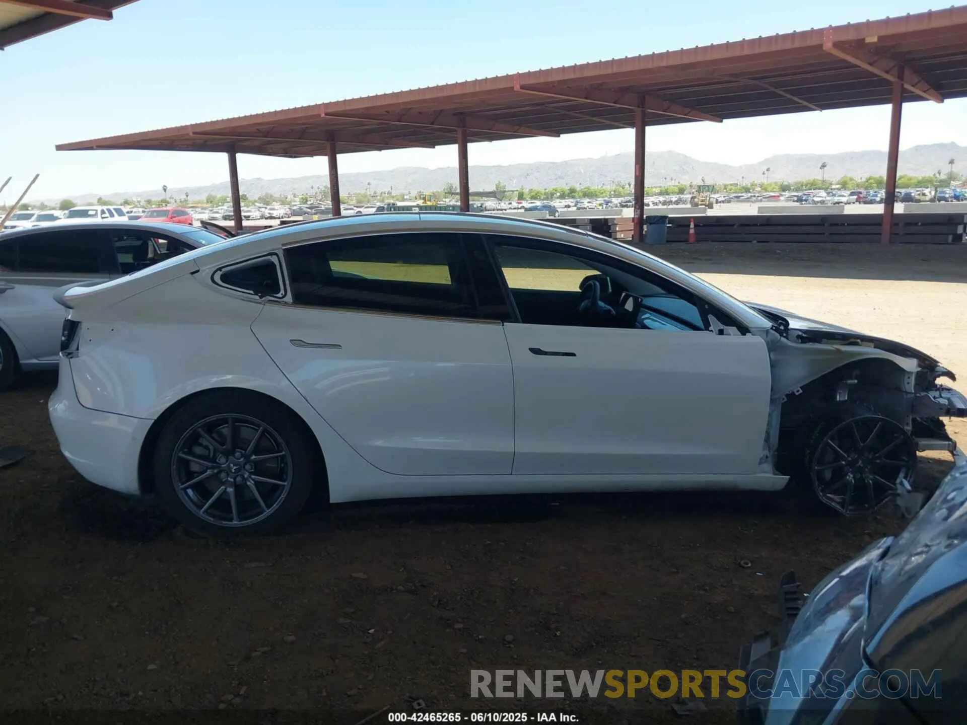 13 Photograph of a damaged car 5YJ3E1EB9KF511161 TESLA MODEL 3 2019