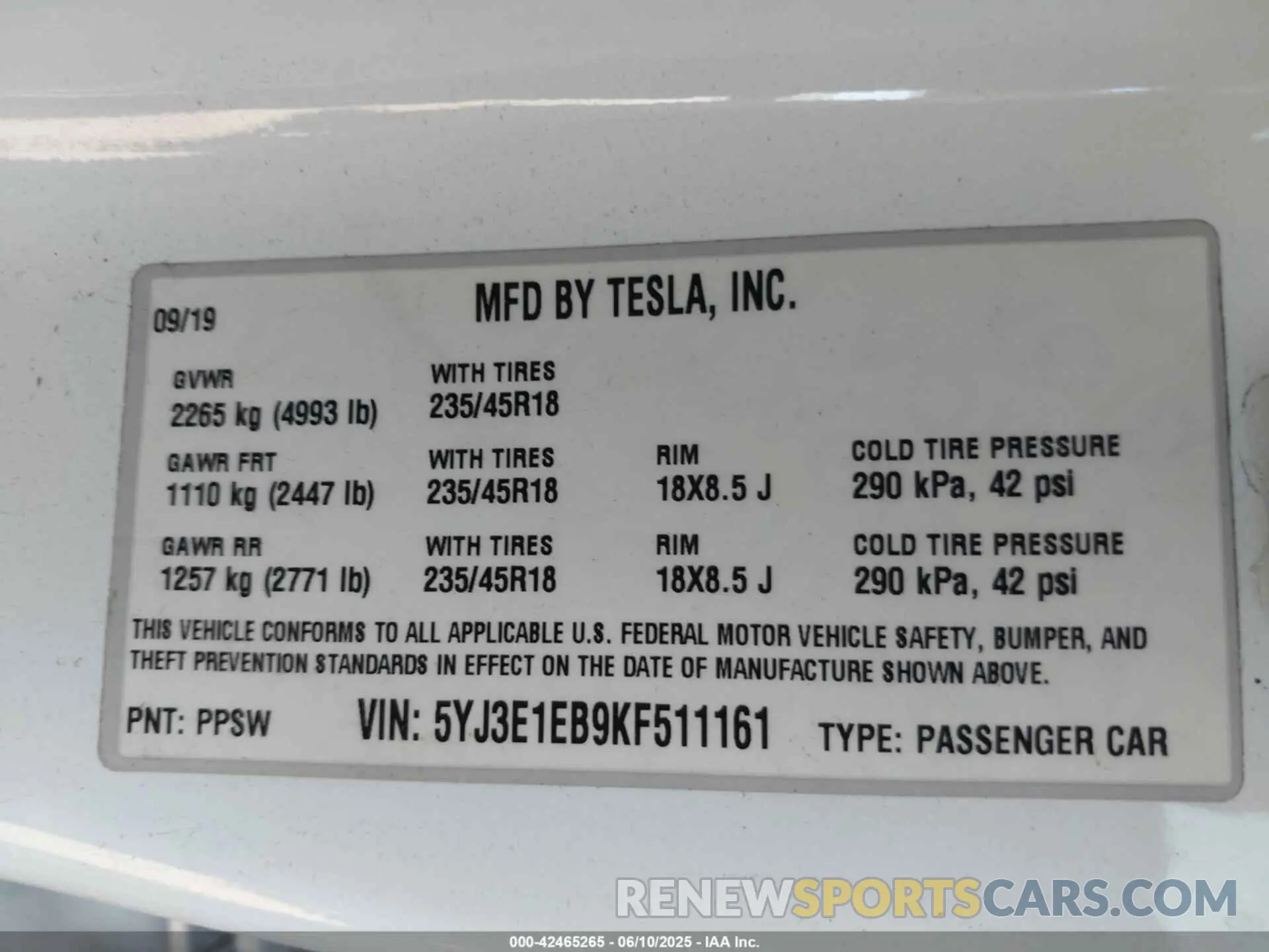 9 Photograph of a damaged car 5YJ3E1EB9KF511161 TESLA MODEL 3 2019