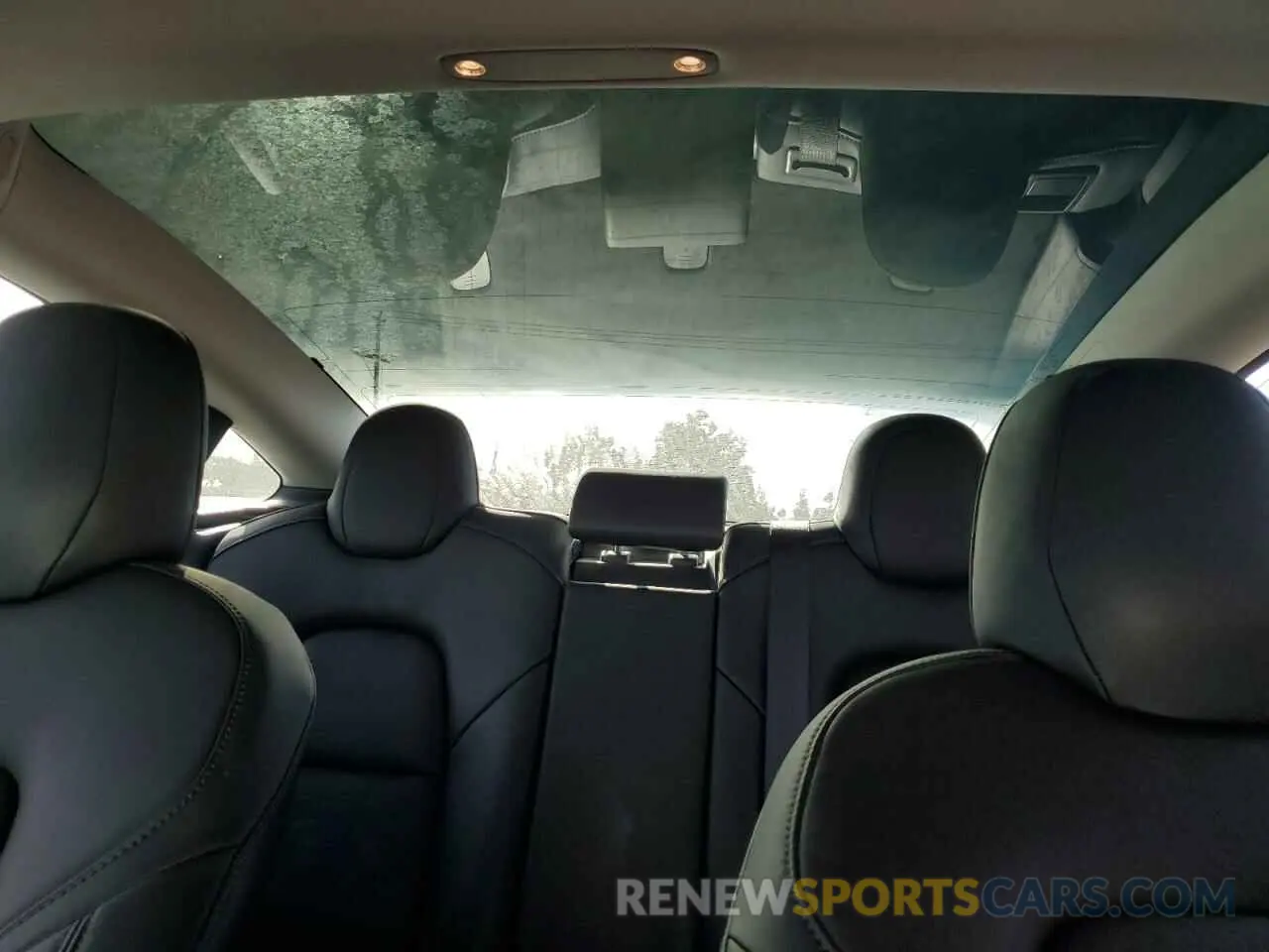10 Photograph of a damaged car 5YJ3E1EB9KF511807 TESLA MODEL 3 2019