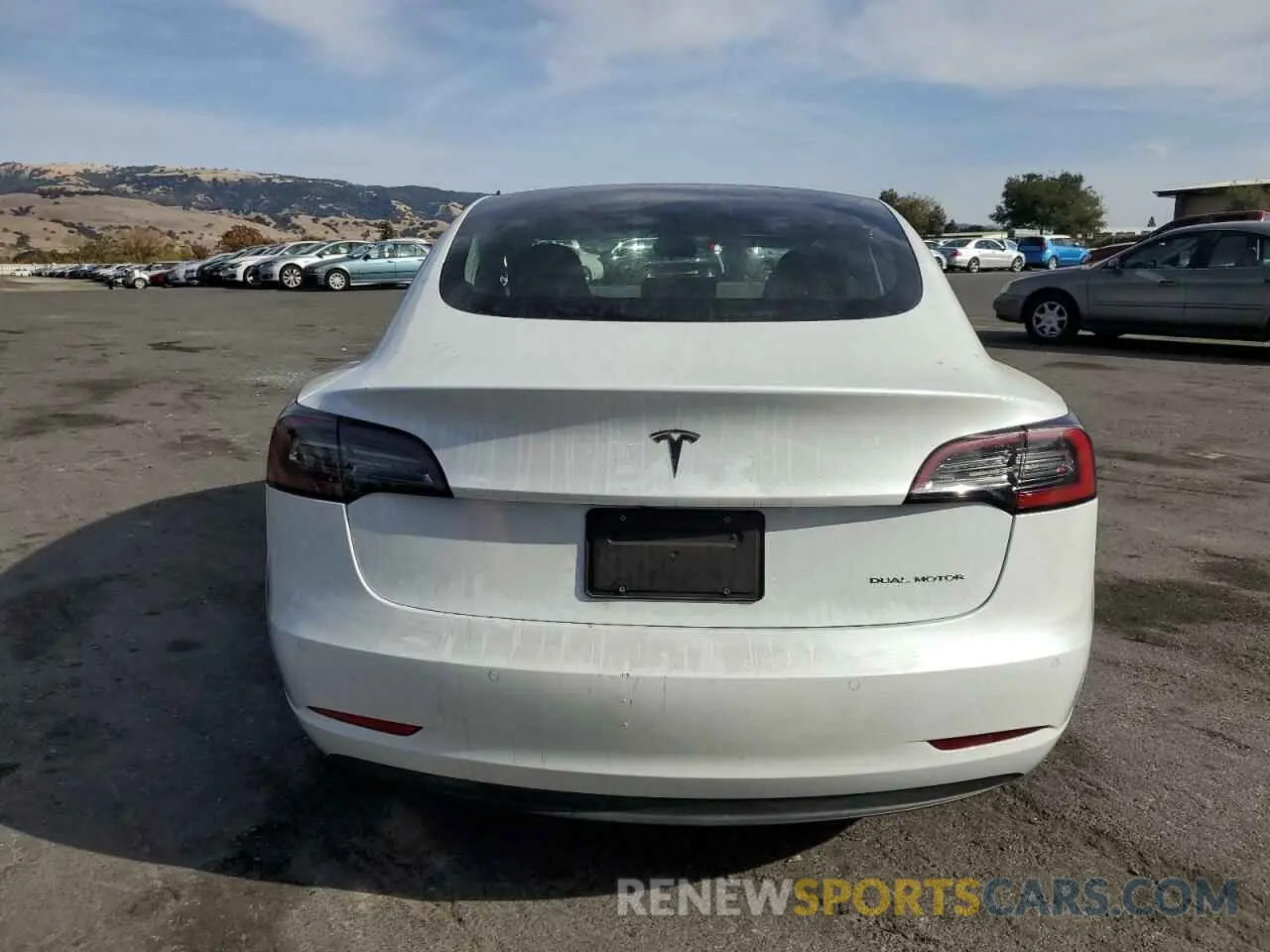6 Photograph of a damaged car 5YJ3E1EB9KF511807 TESLA MODEL 3 2019