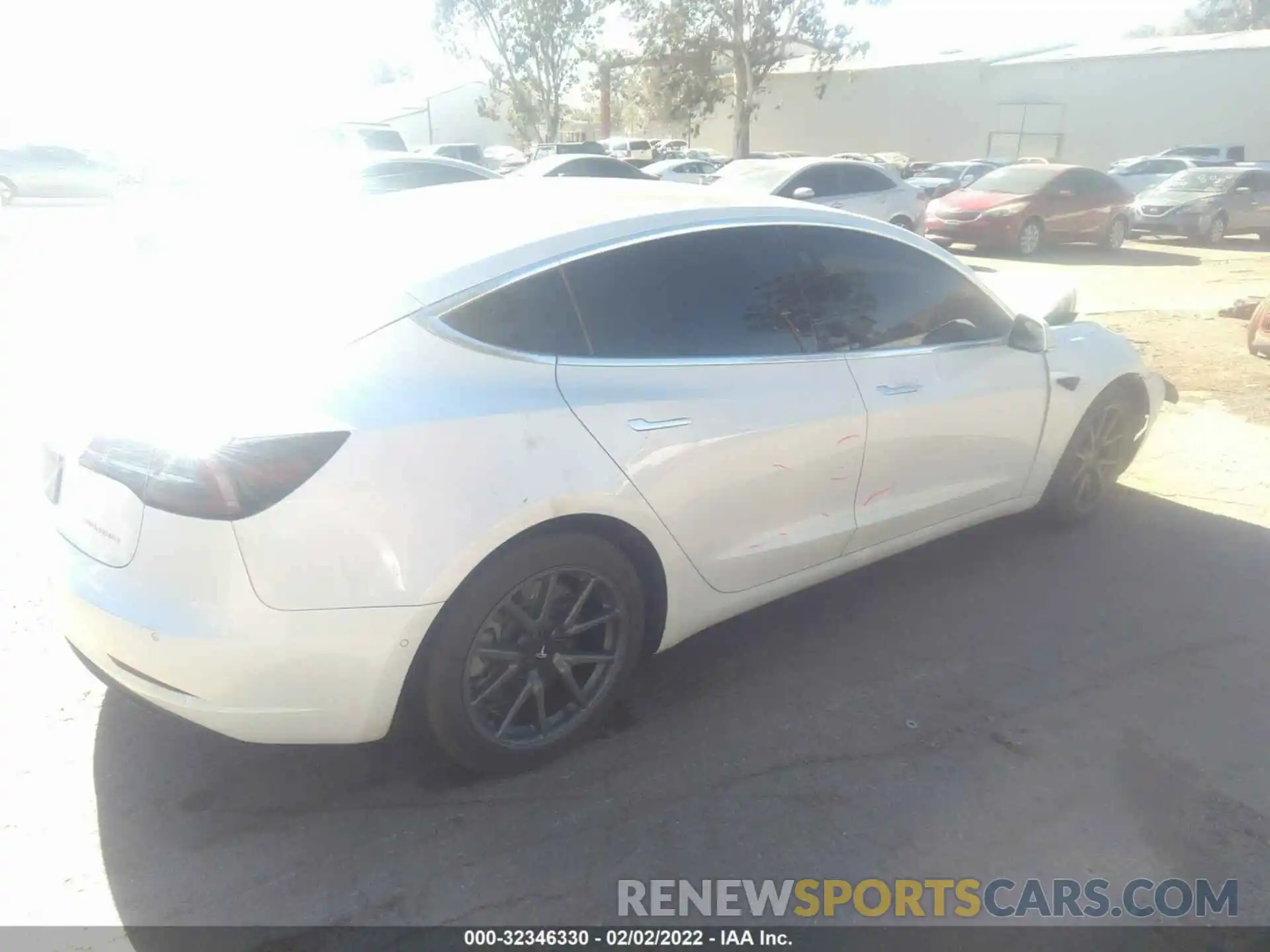 4 Photograph of a damaged car 5YJ3E1EB9KF512732 TESLA MODEL 3 2019