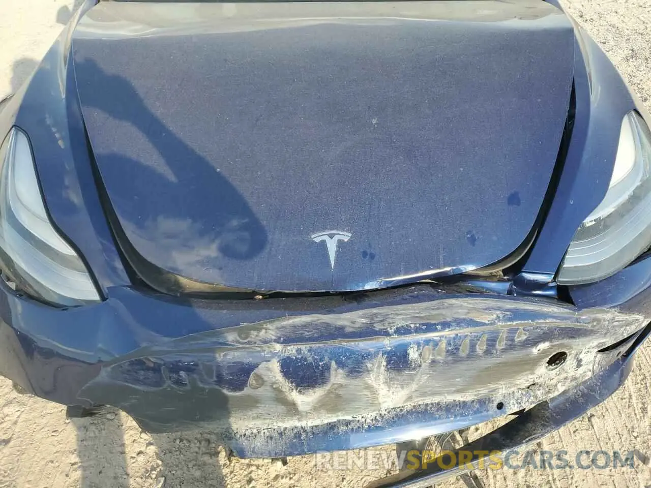 11 Photograph of a damaged car 5YJ3E1EBXKF192501 TESLA MODEL 3 2019