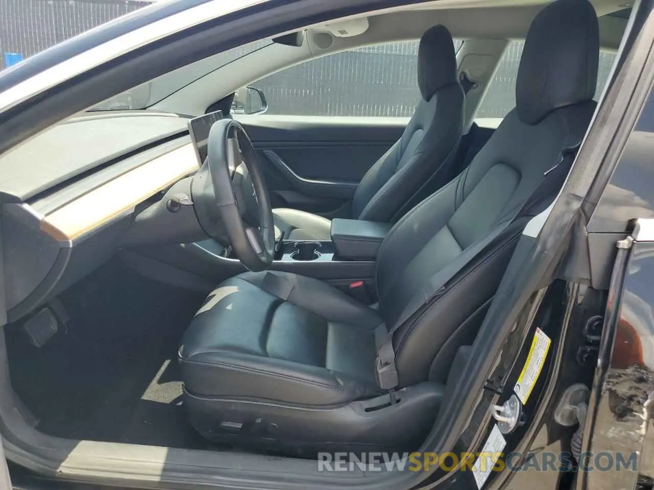 7 Photograph of a damaged car 5YJ3E1EBXKF198945 TESLA MODEL 3 2019