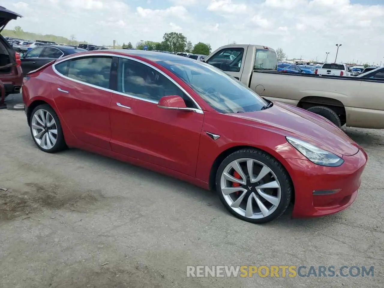 4 Photograph of a damaged car 5YJ3E1EBXKF237727 TESLA MODEL 3 2019