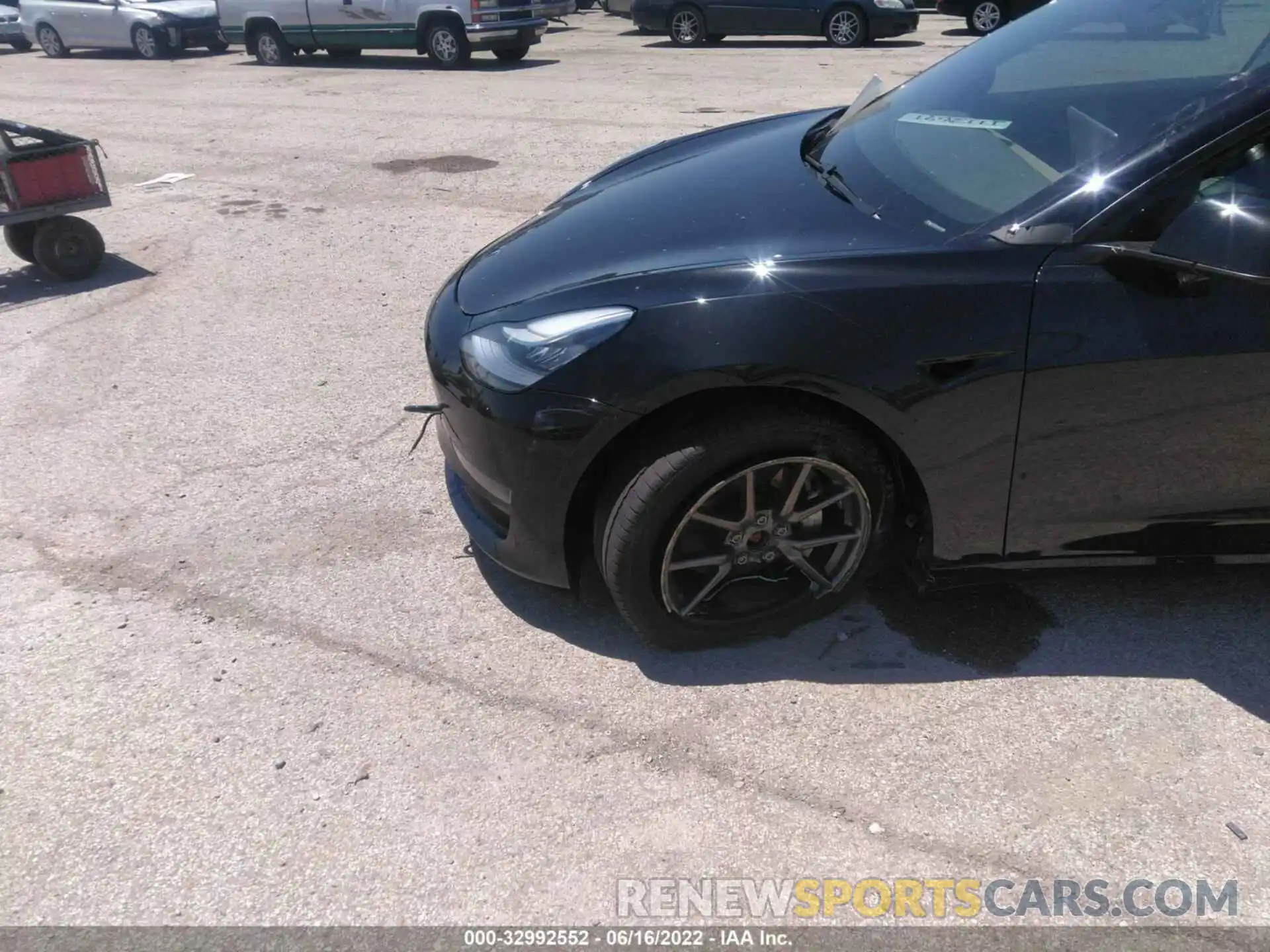 6 Photograph of a damaged car 5YJ3E1EBXKF384646 TESLA MODEL 3 2019