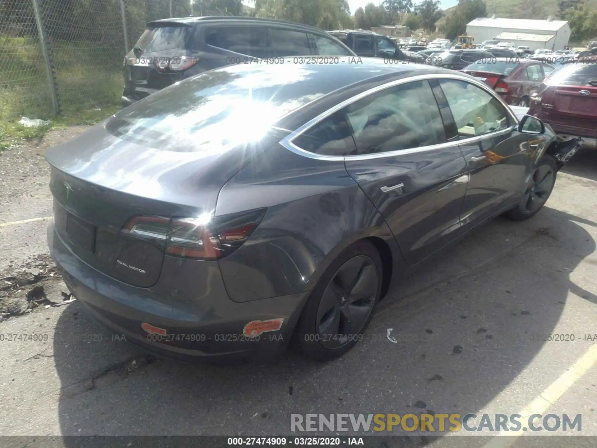 4 Photograph of a damaged car 5YJ3E1EBXKF386784 TESLA MODEL 3 2019