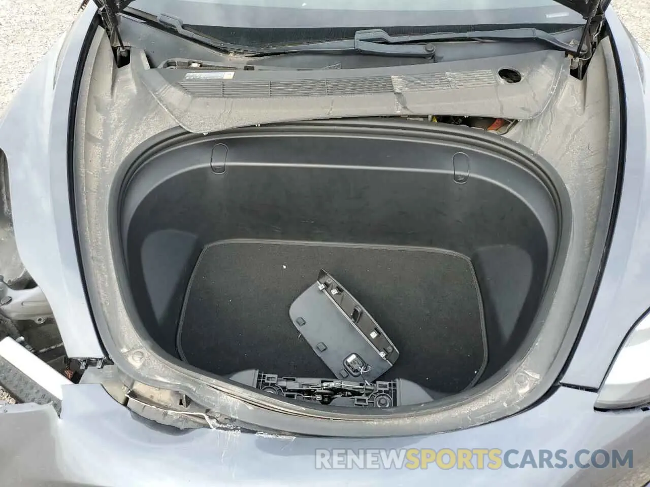 11 Photograph of a damaged car 5YJ3E1EBXKF389362 TESLA MODEL 3 2019