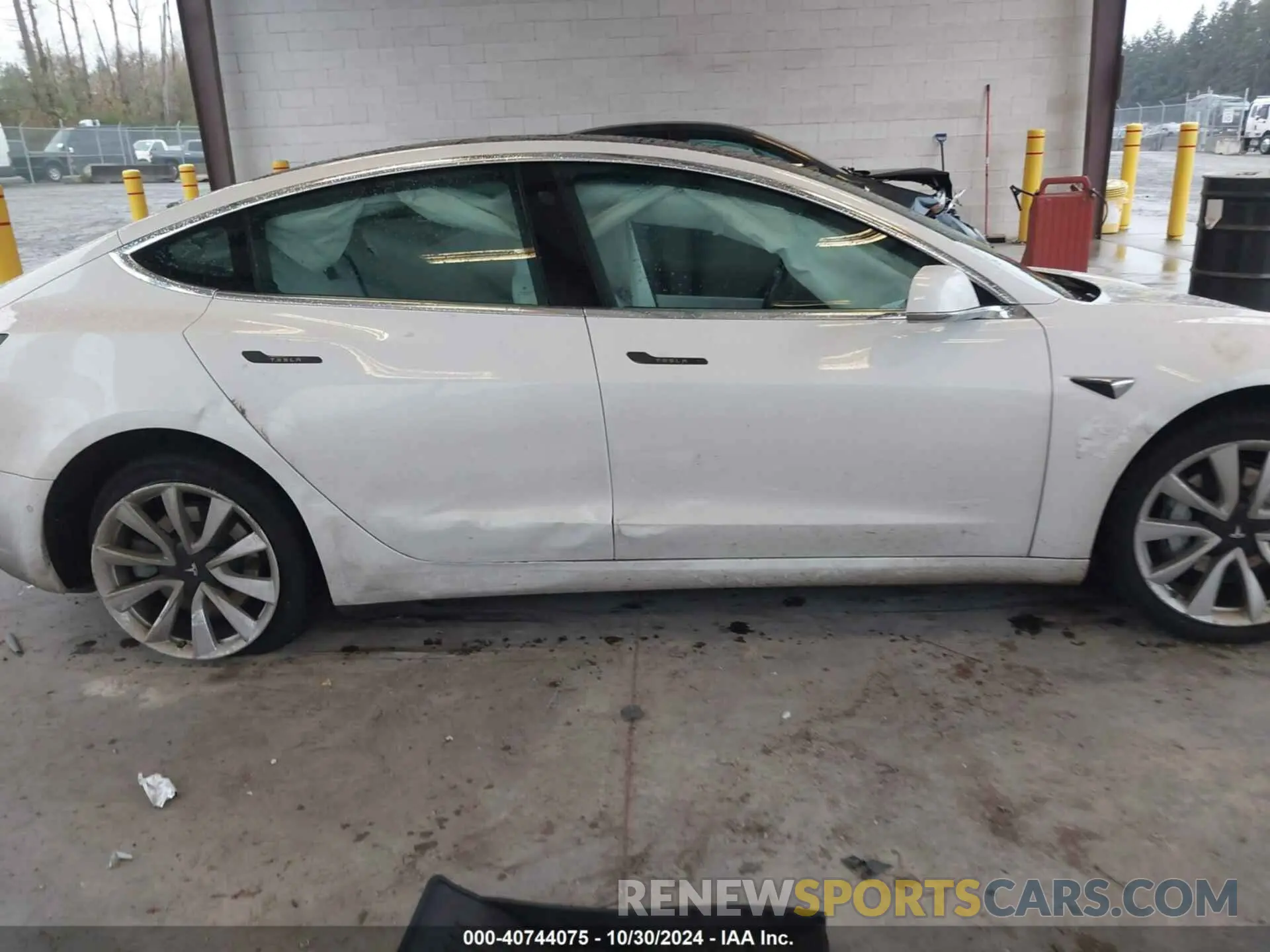 13 Photograph of a damaged car 5YJ3E1EBXKF392519 TESLA MODEL 3 2019
