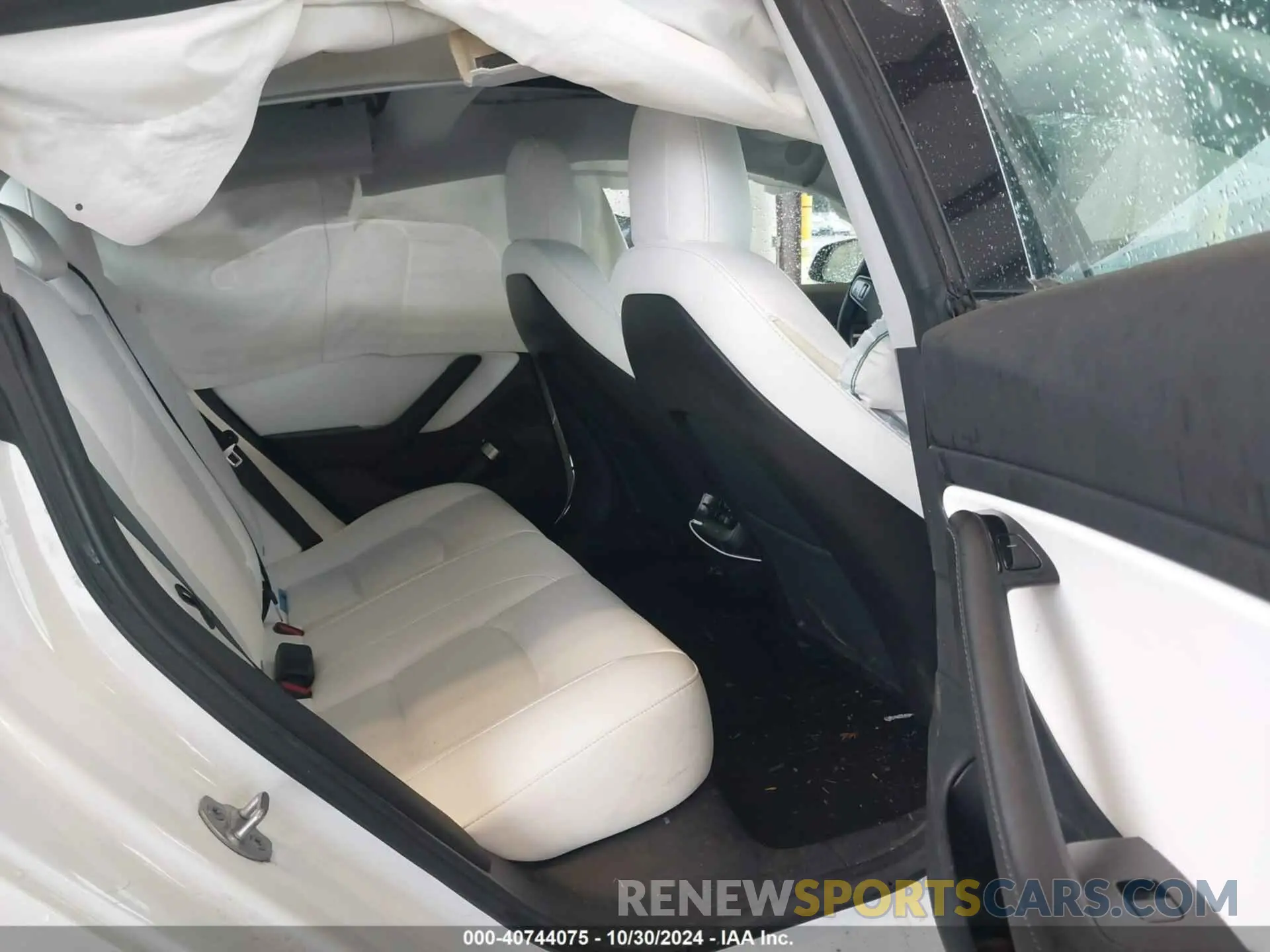 8 Photograph of a damaged car 5YJ3E1EBXKF392519 TESLA MODEL 3 2019