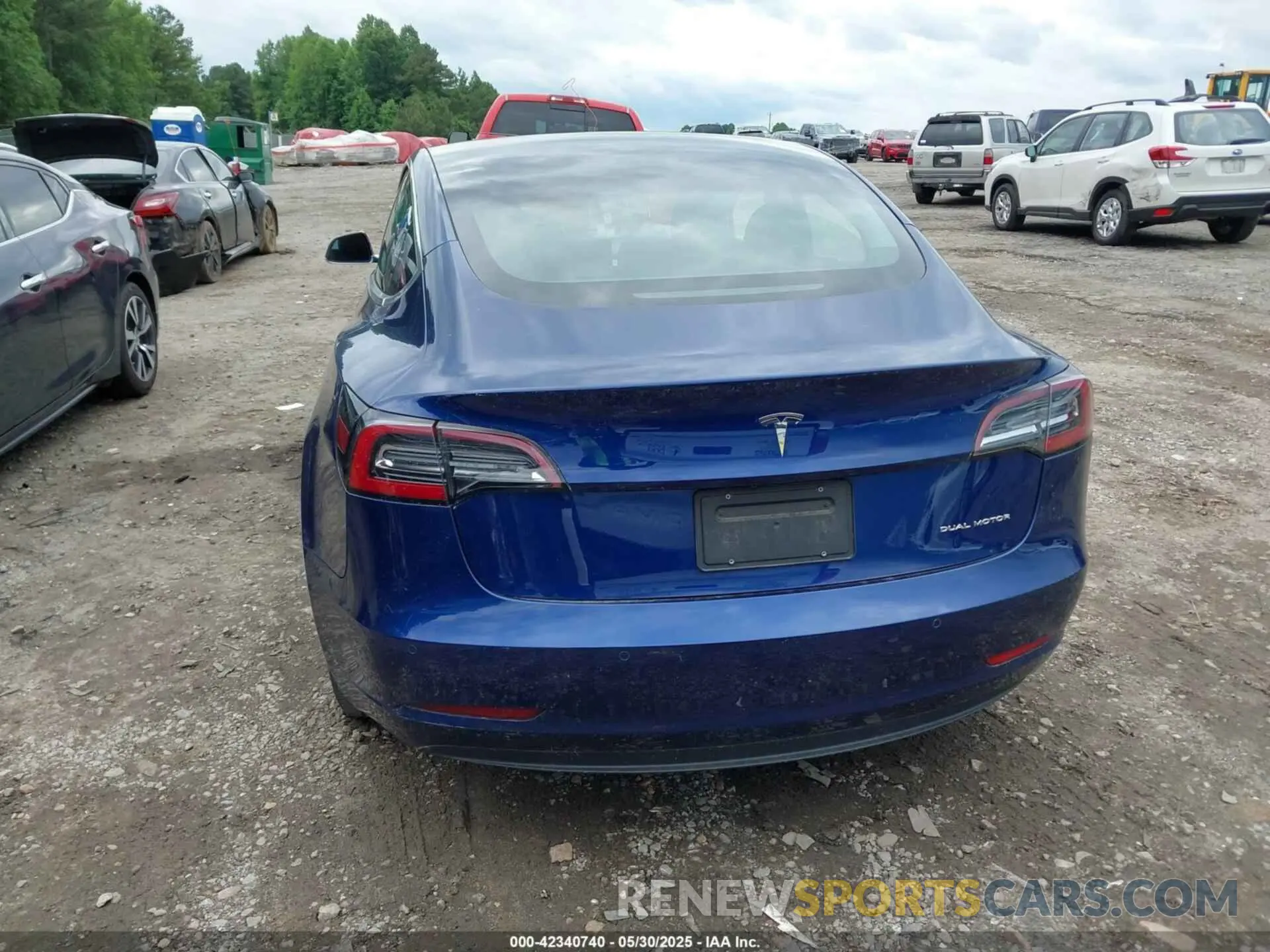 16 Photograph of a damaged car 5YJ3E1EBXKF393900 TESLA MODEL 3 2019