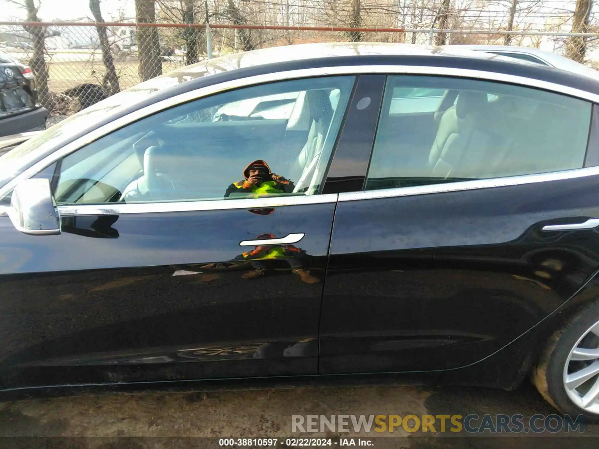 14 Photograph of a damaged car 5YJ3E1EBXKF406533 TESLA MODEL 3 2019