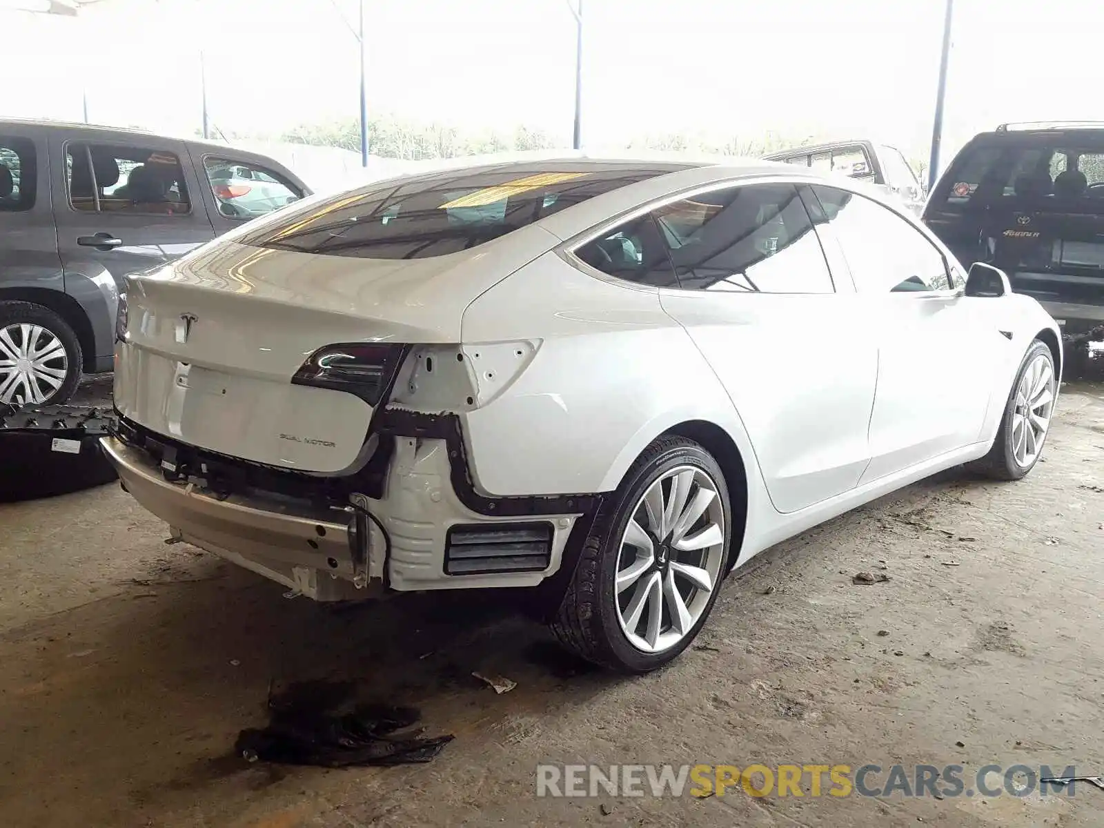 4 Photograph of a damaged car 5YJ3E1EBXKF406676 TESLA MODEL 3 2019