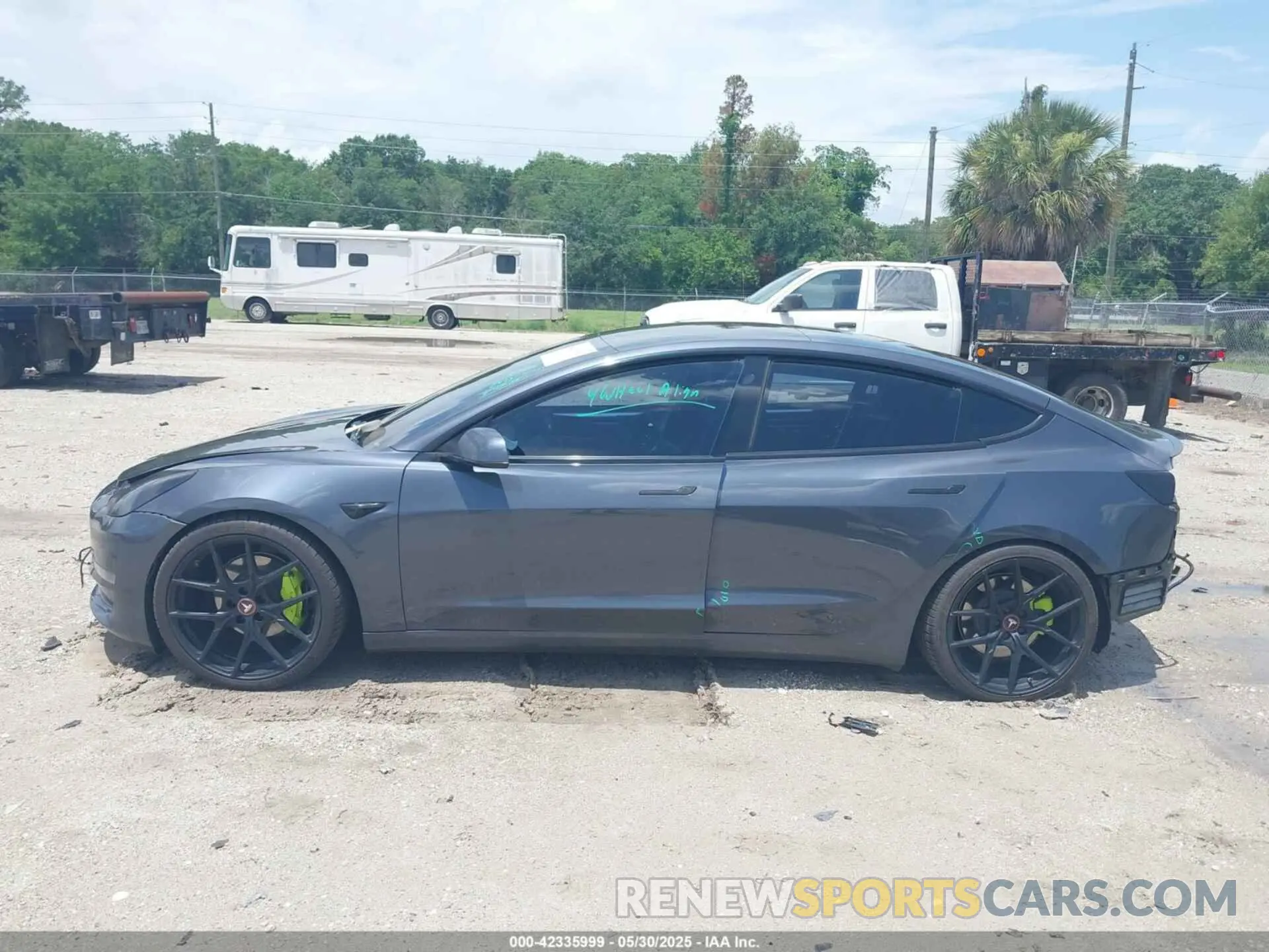 14 Photograph of a damaged car 5YJ3E1EBXKF407245 TESLA MODEL 3 2019