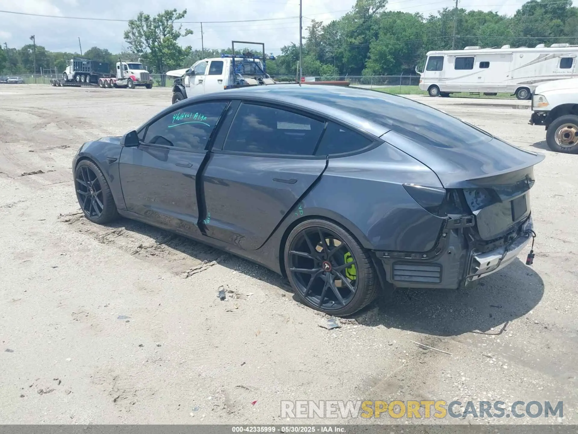 3 Photograph of a damaged car 5YJ3E1EBXKF407245 TESLA MODEL 3 2019